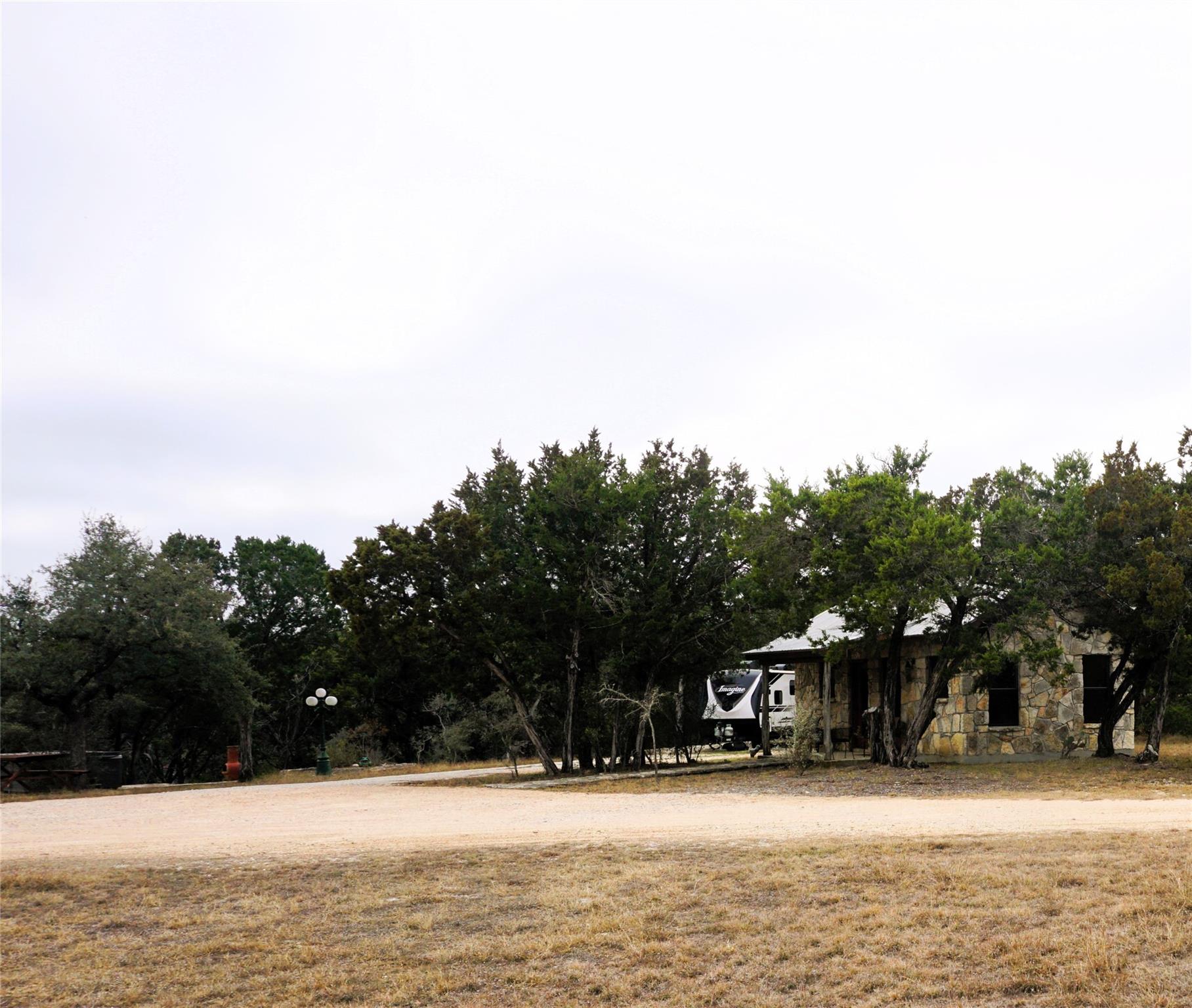 961 Buttercup Ln, Wimberley, TX 78676