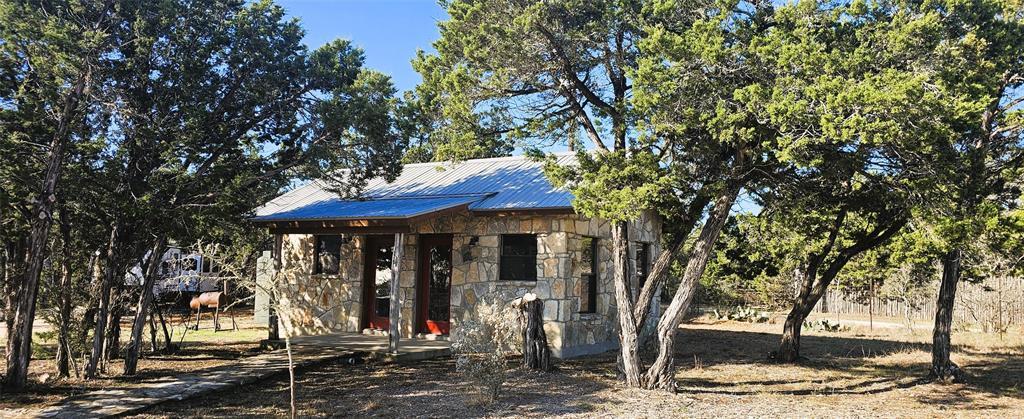 961 Buttercup Ln, Wimberley, TX 78676