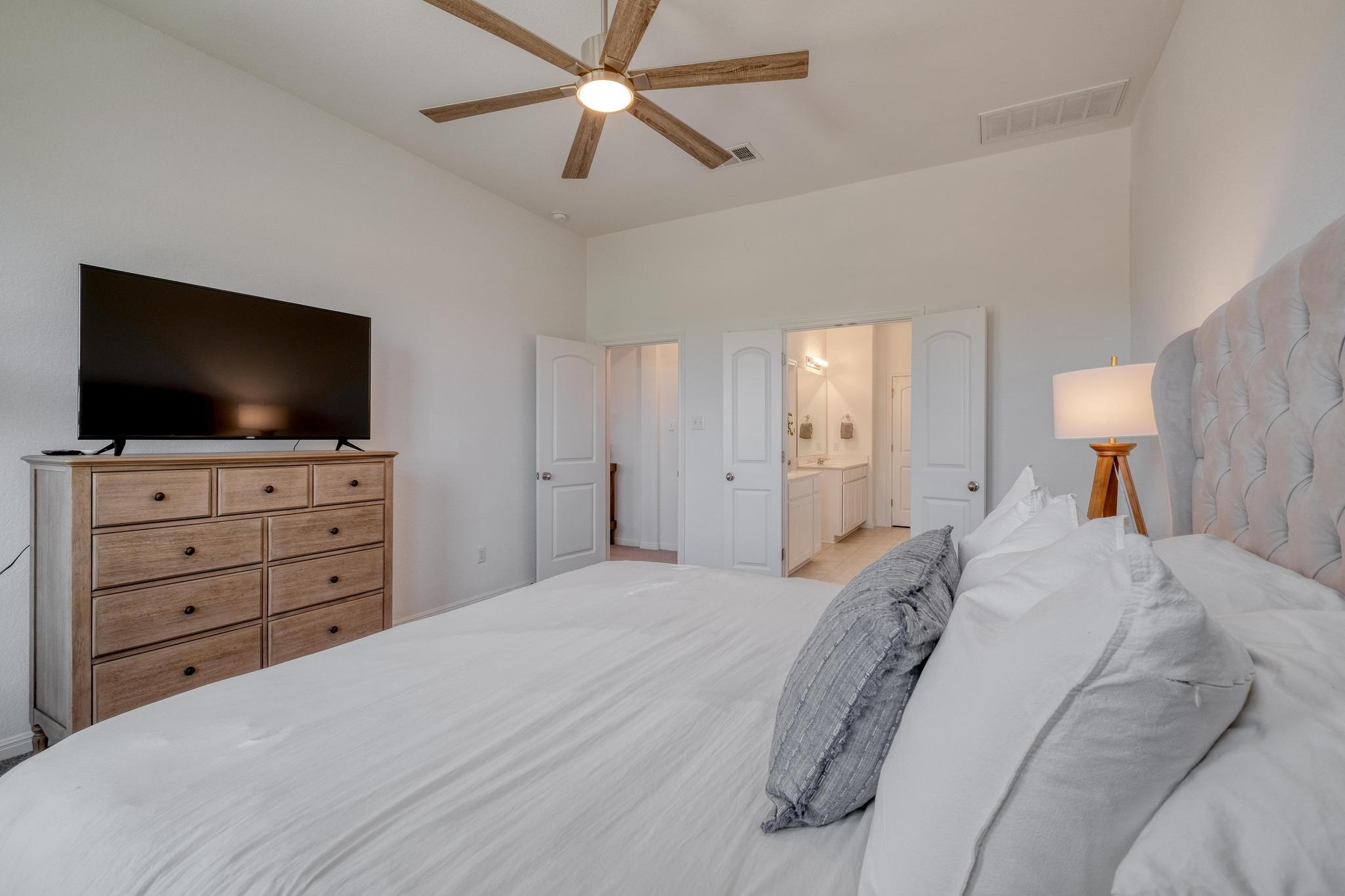 19524 Landmark Dr, Pflugerville, TX 78660