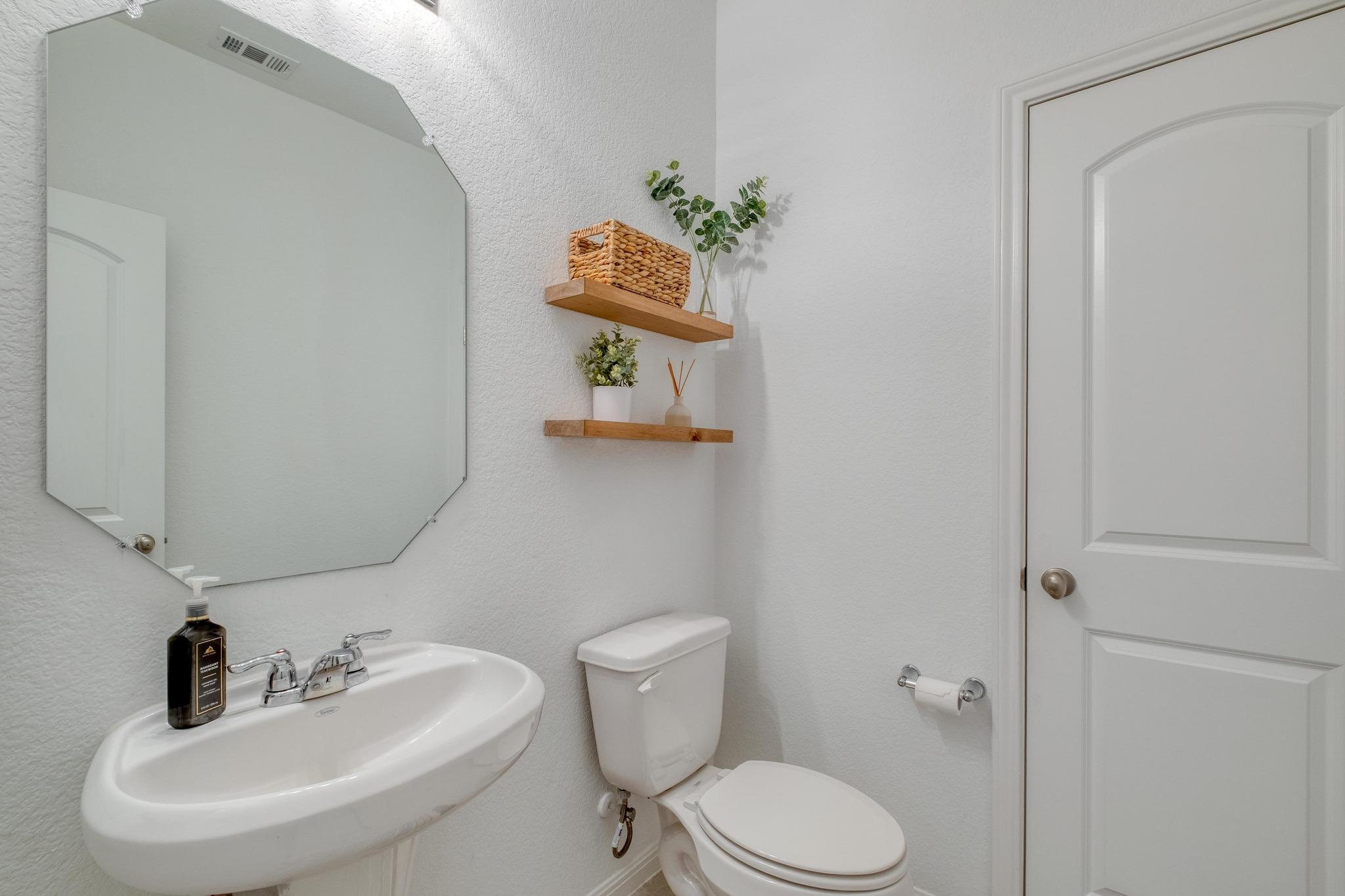 19524 Landmark Dr, Pflugerville, TX 78660