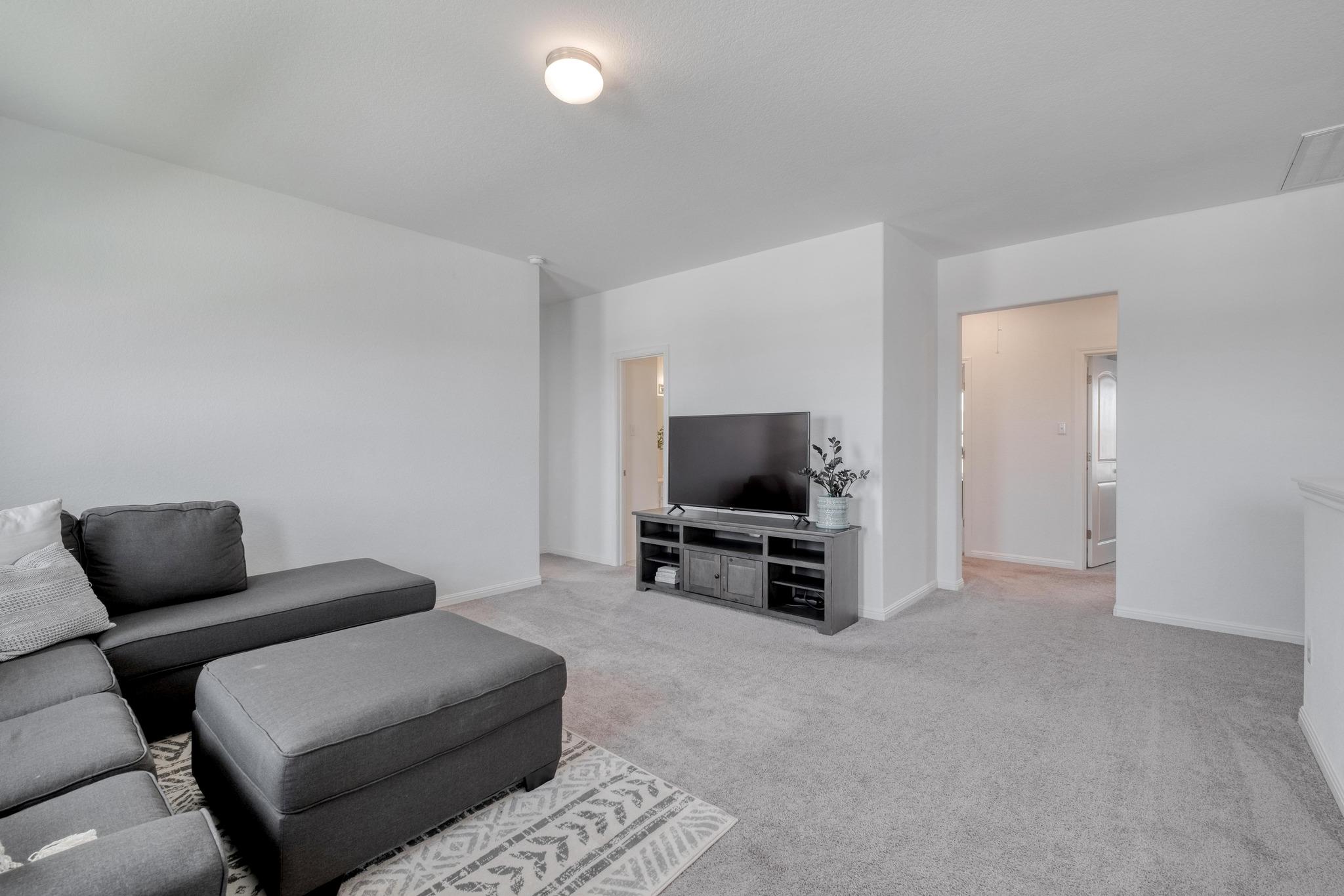 19524 Landmark Dr, Pflugerville, TX 78660