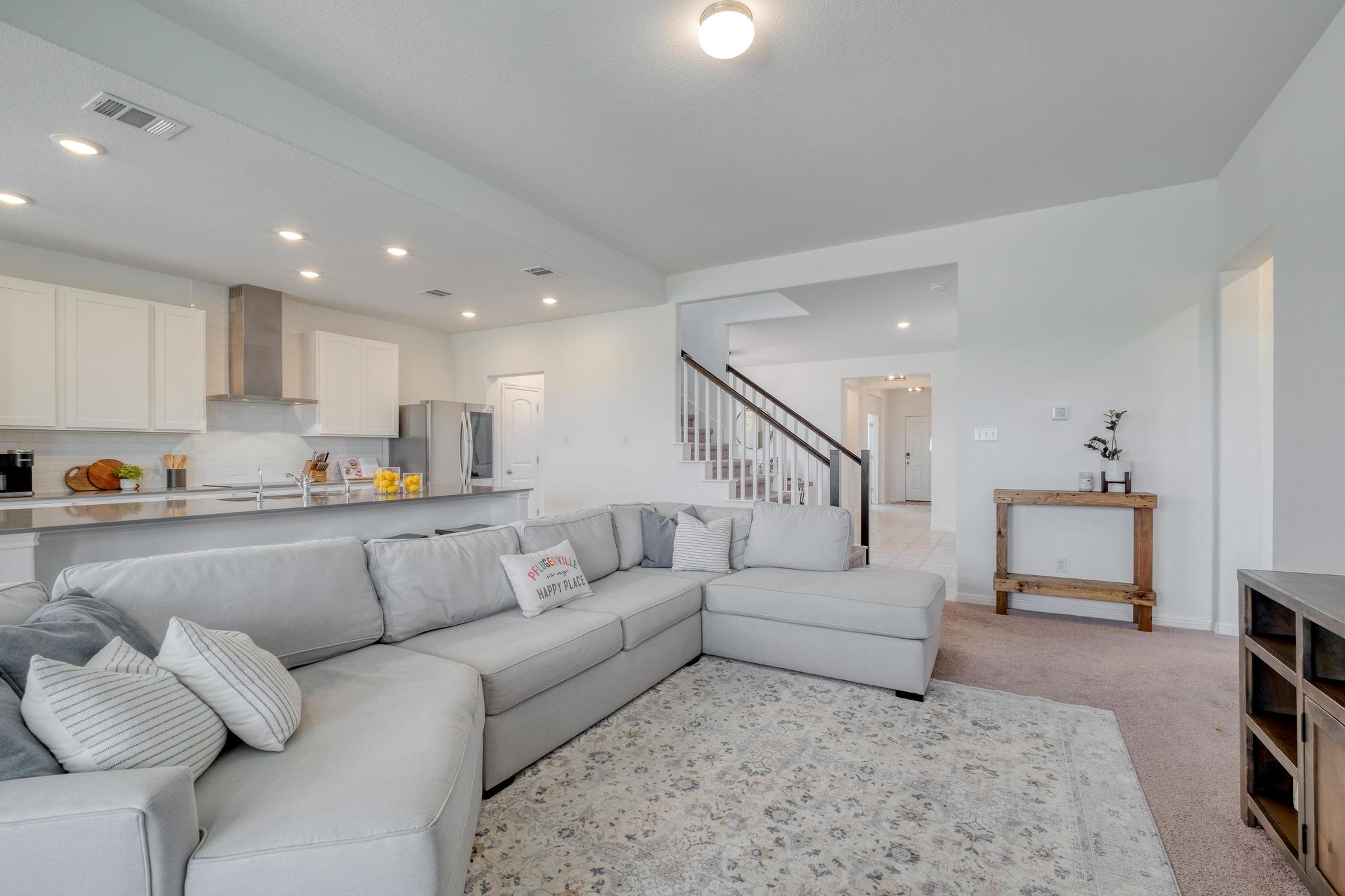 19524 Landmark Dr, Pflugerville, TX 78660