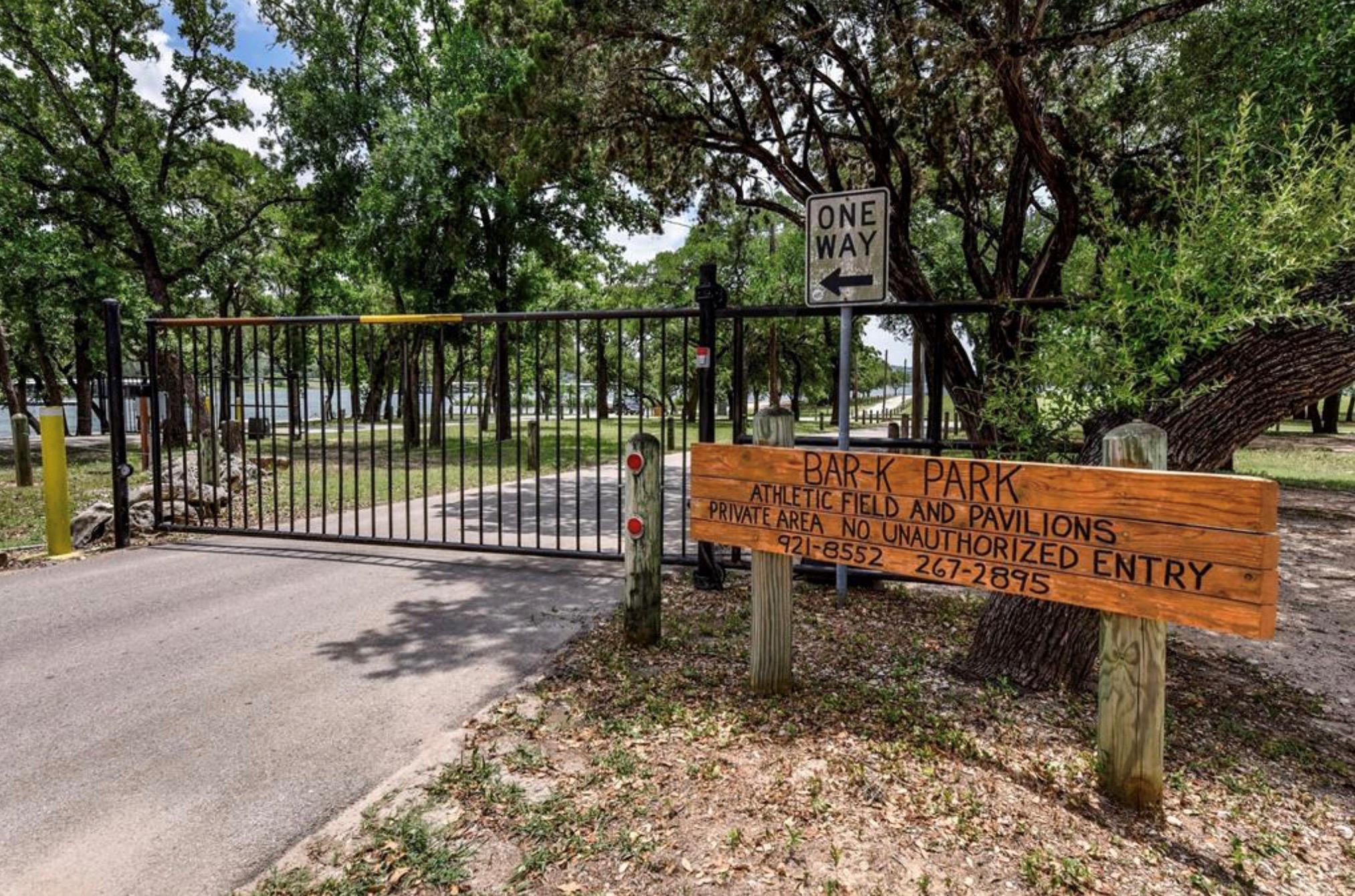 21844 Ticonderoga Ave, Lago Vista, TX 78645