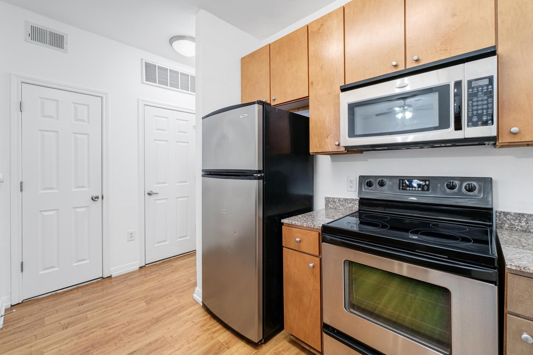 2502 Leon St # 213, Austin, TX 78705