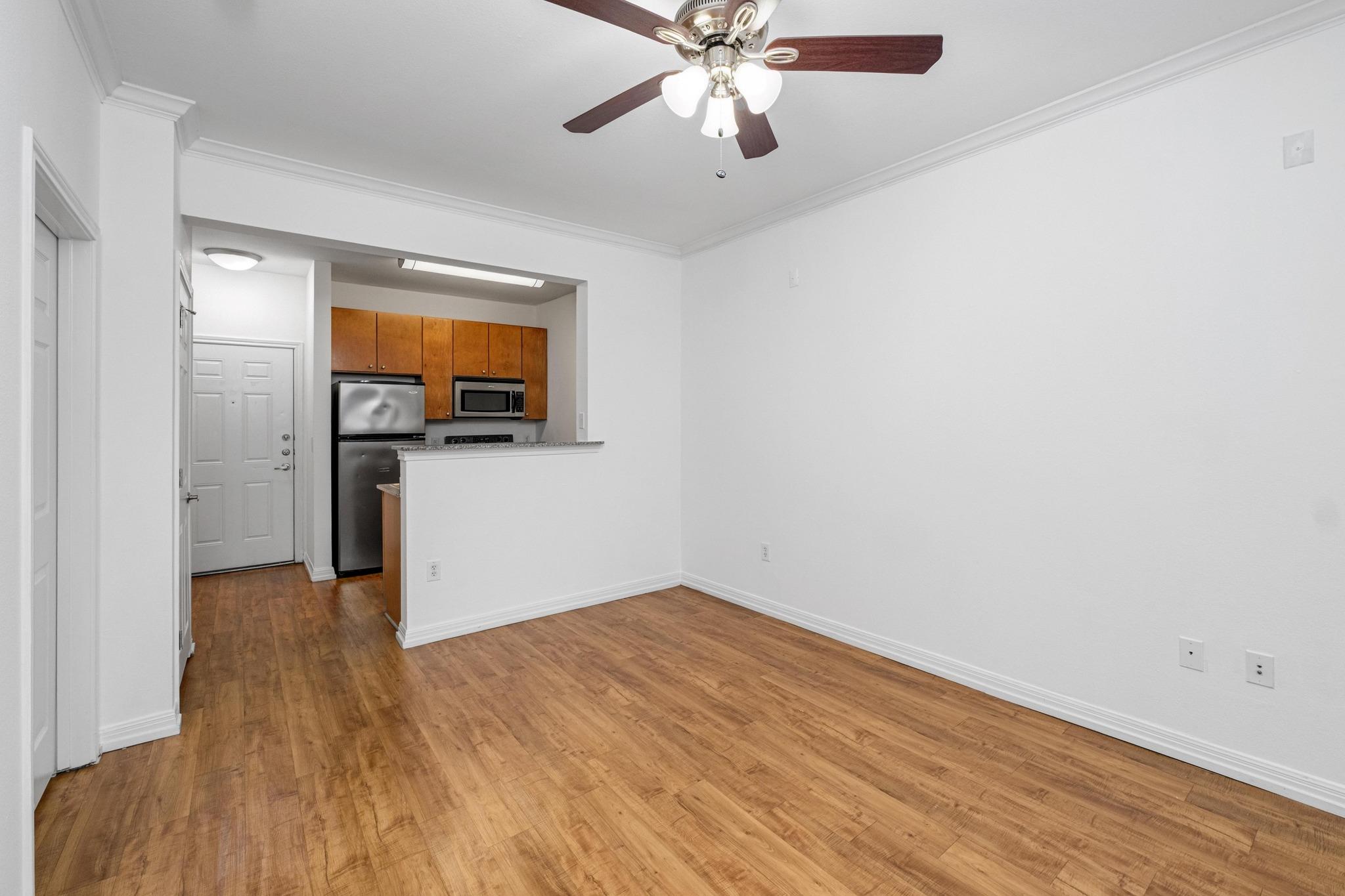 2502 Leon St # 213, Austin, TX 78705