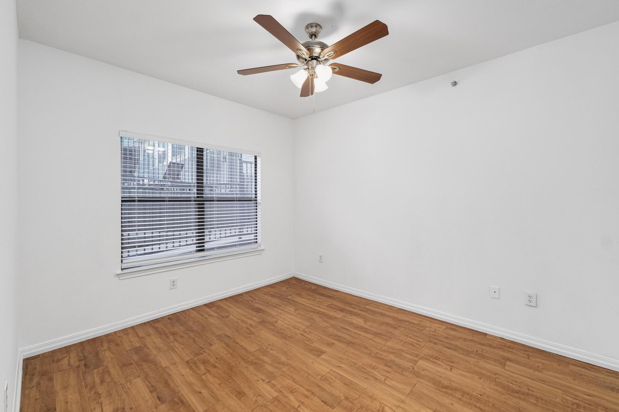 2502 Leon St # 213, Austin, TX 78705