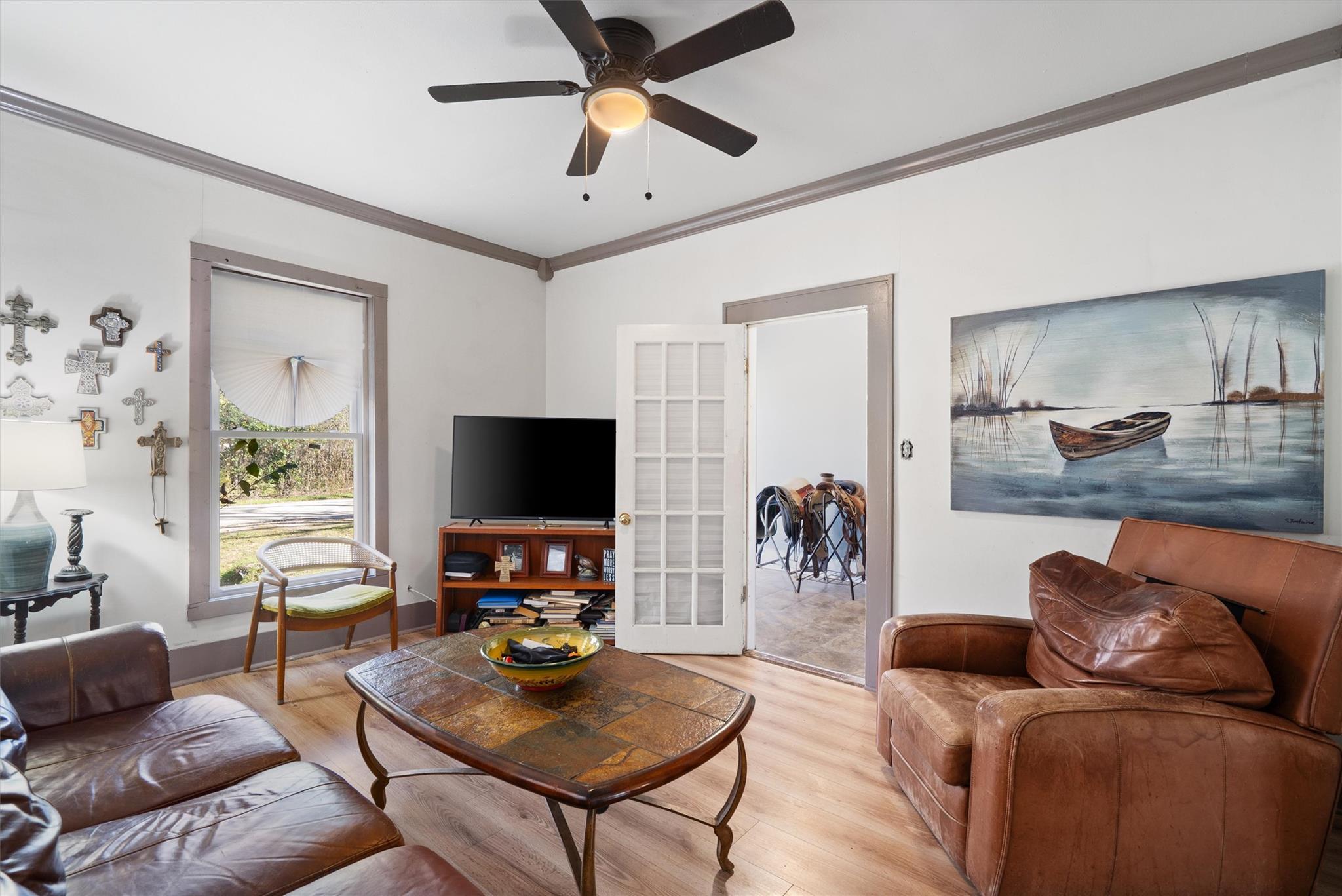 523 Old Highway 20, McDade, TX 78650