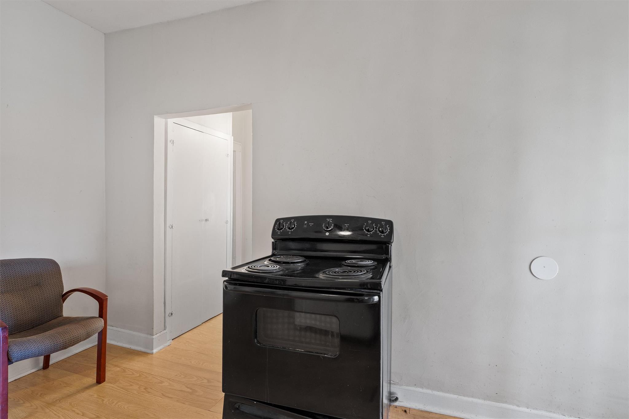 523 Old Highway 20, McDade, TX 78650