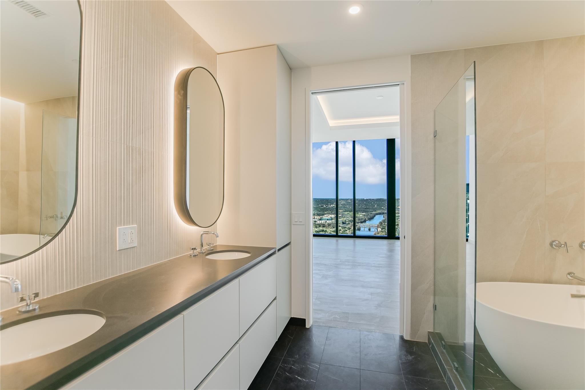 610 Davis St # 5103, Austin, TX 78701