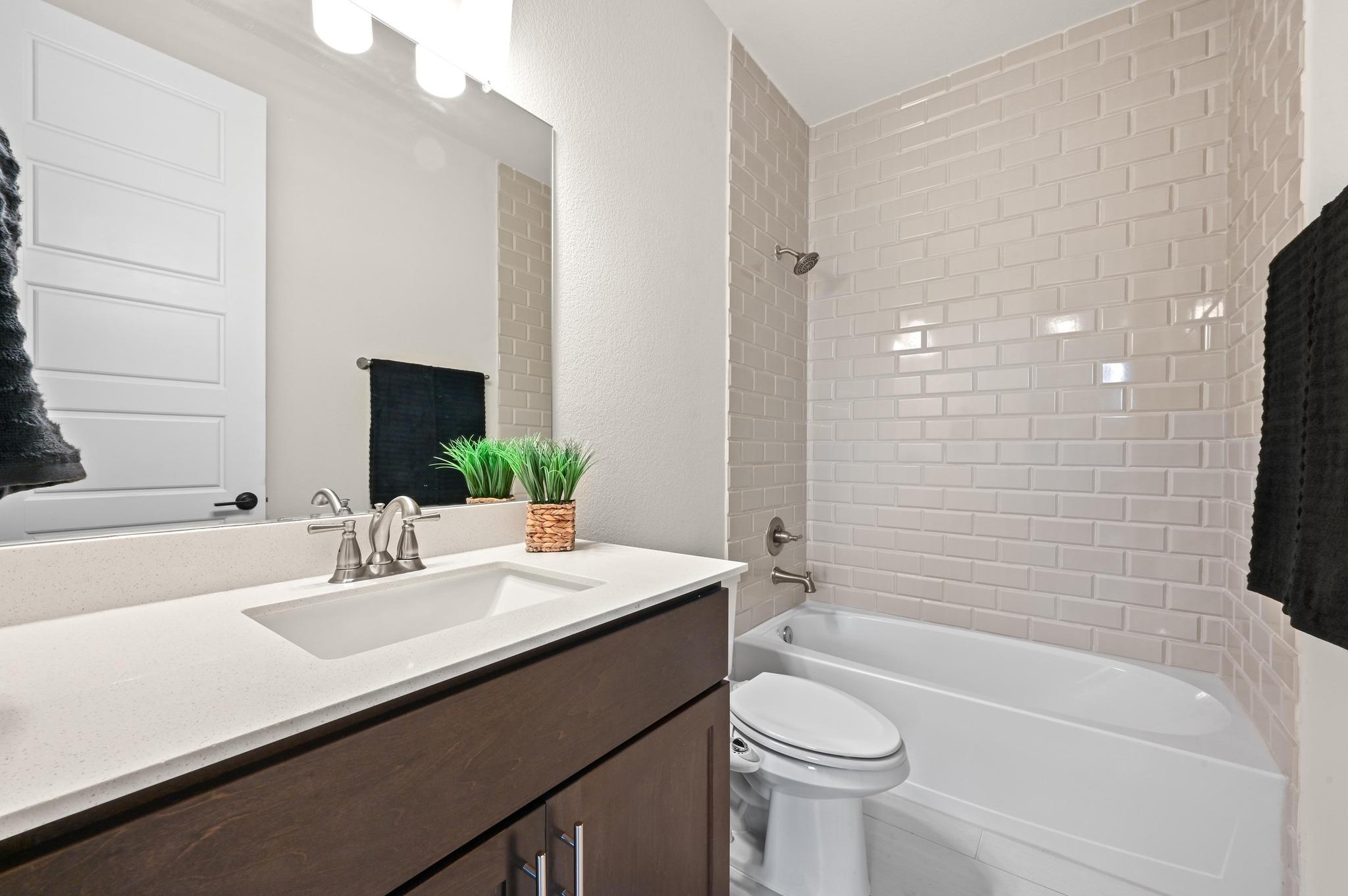 698 Coyote Creek Way, Kyle, TX 78640