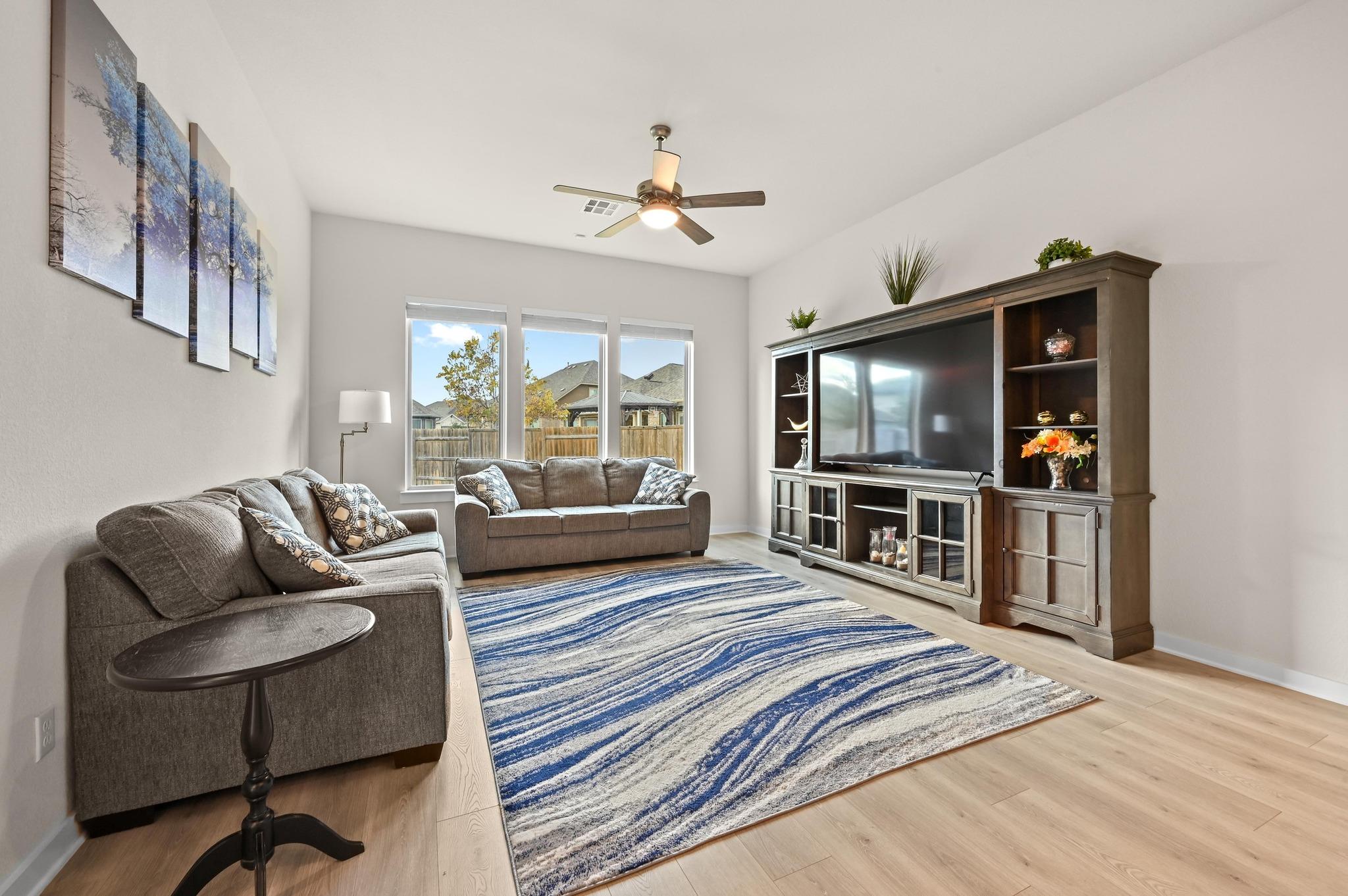 698 Coyote Creek Way, Kyle, TX 78640