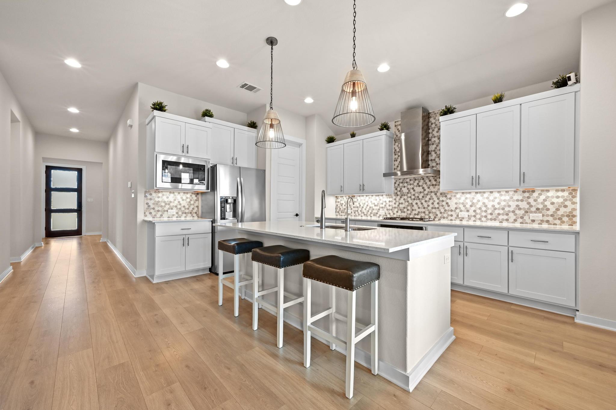 698 Coyote Creek Way, Kyle, TX 78640