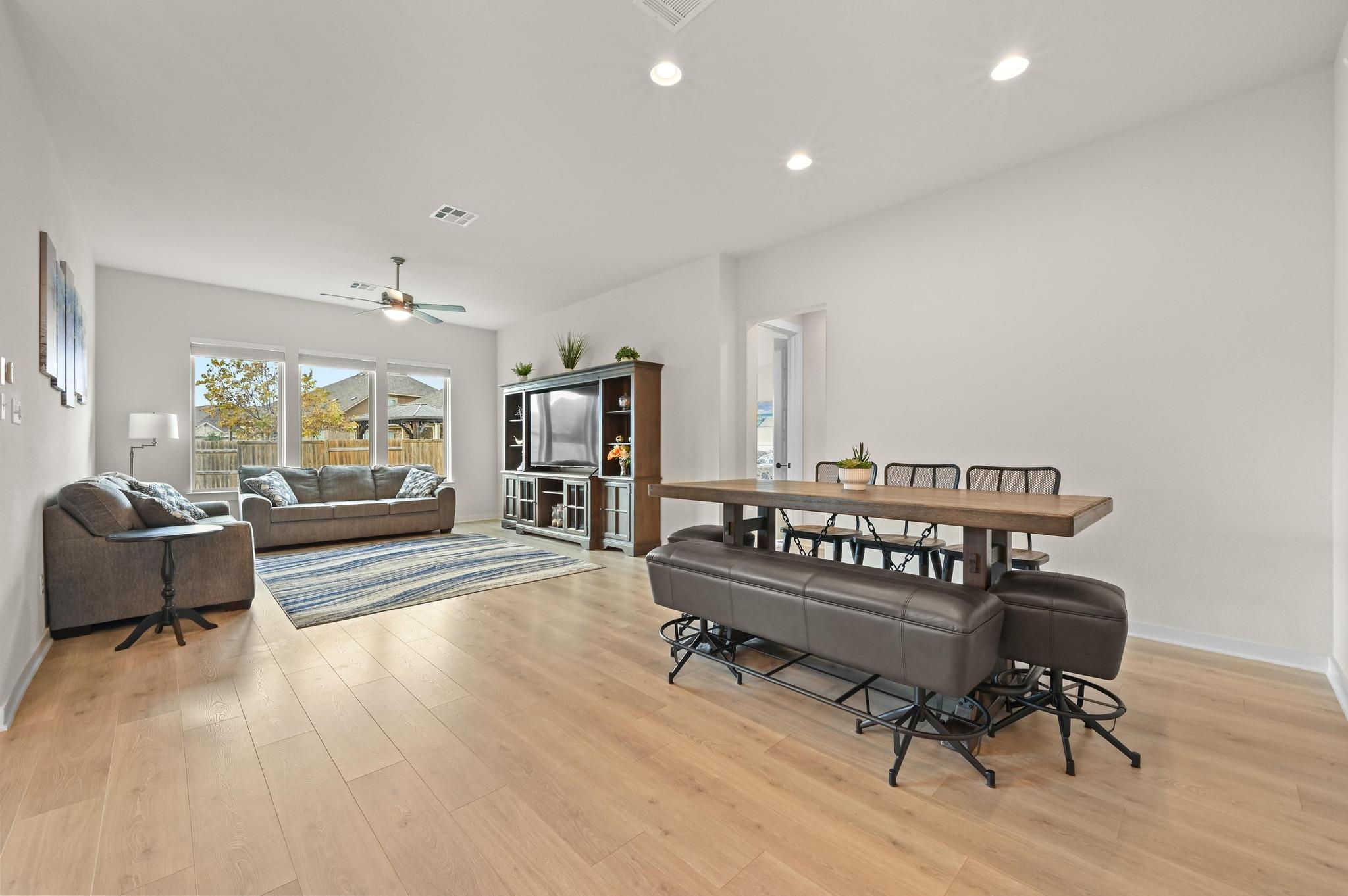 698 Coyote Creek Way, Kyle, TX 78640