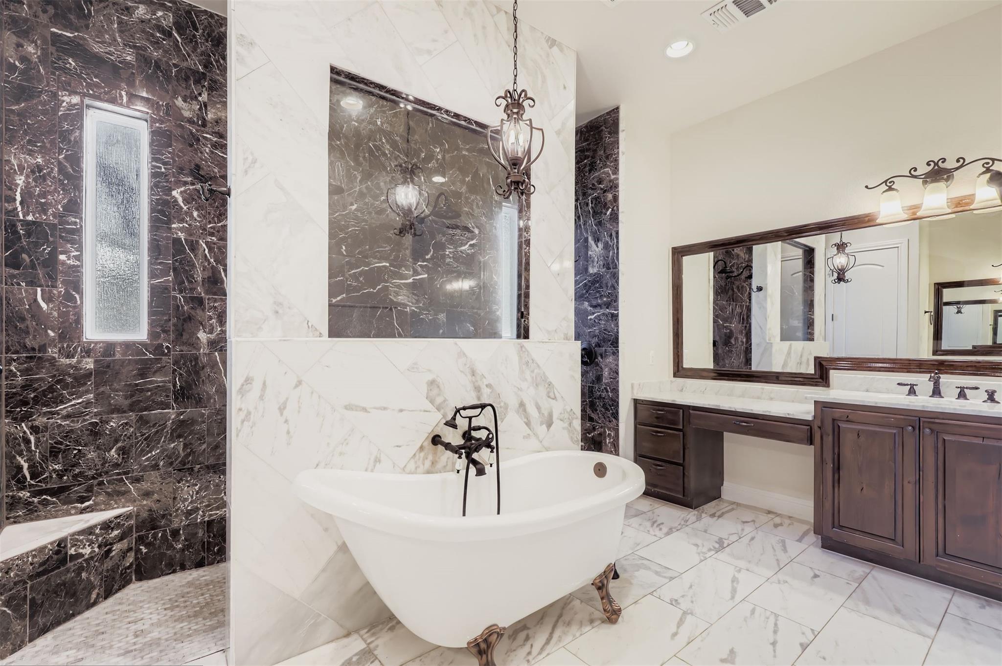 1415 Roaring Frk, Leander, TX 78641