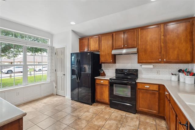 30310 Bumble Bee Dr, Georgetown, TX 78628