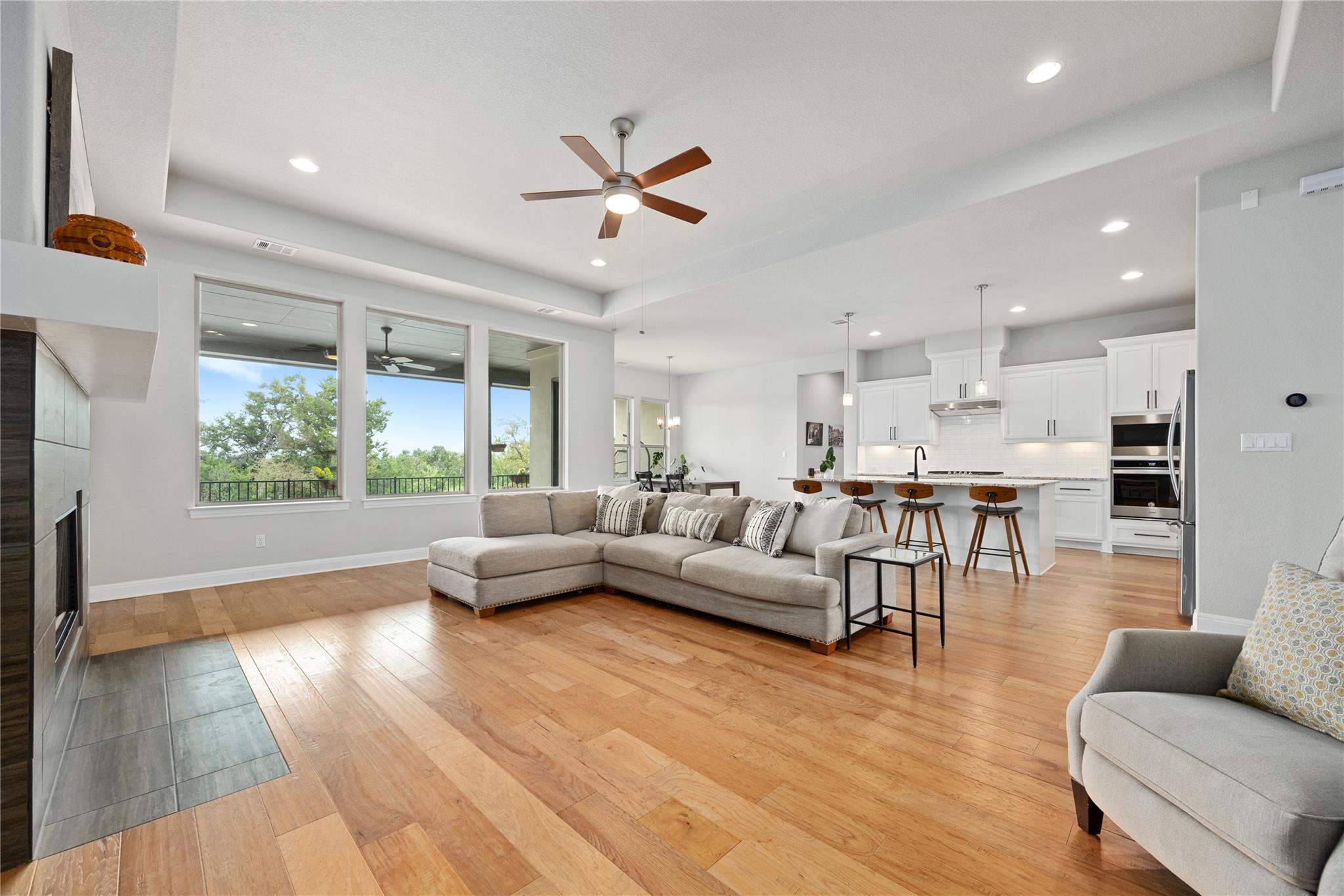 3812 Deep Pocket Dr, Leander, TX 78641