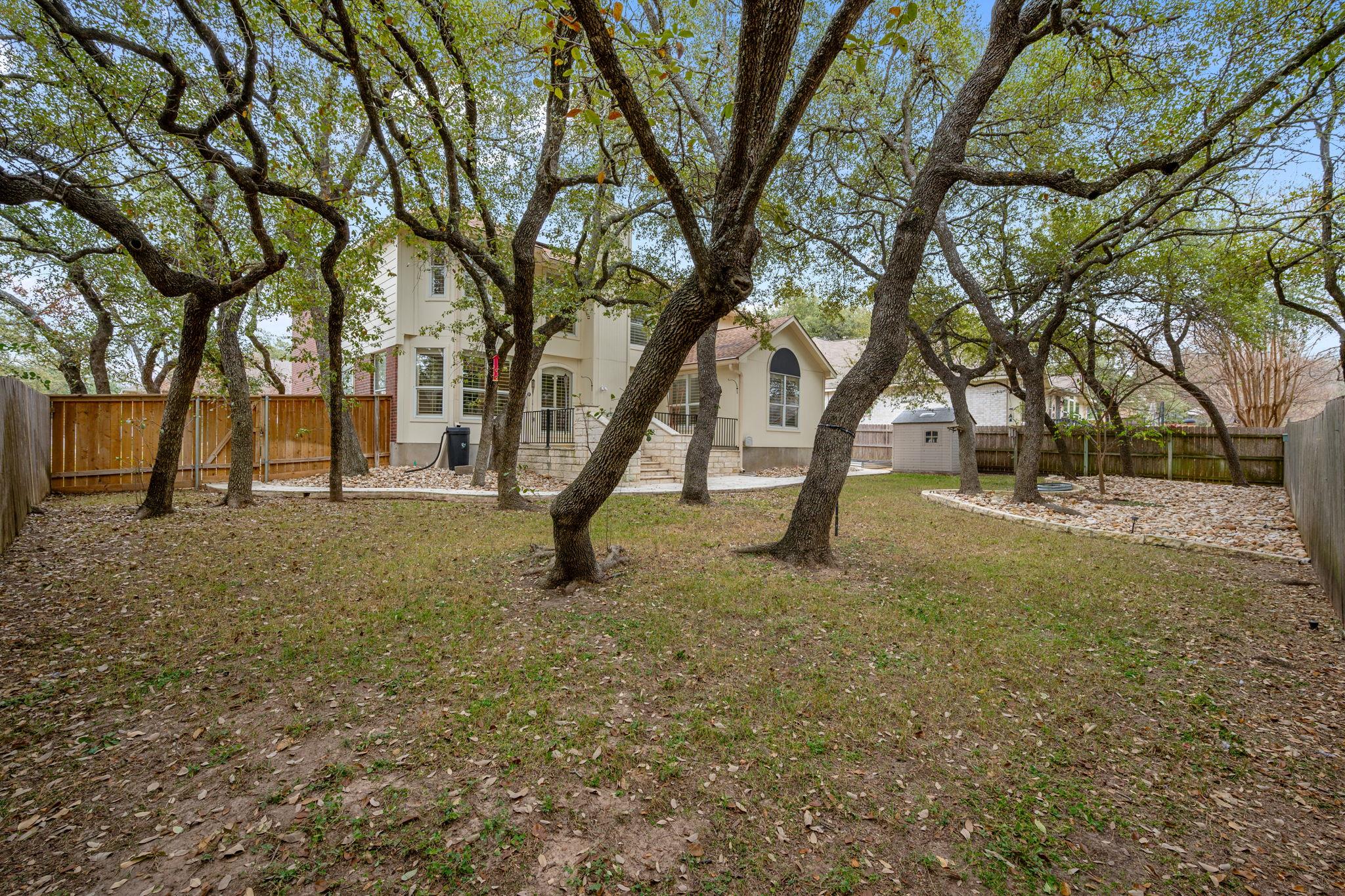 1907 Holly Hill Dr, Leander, TX 78641