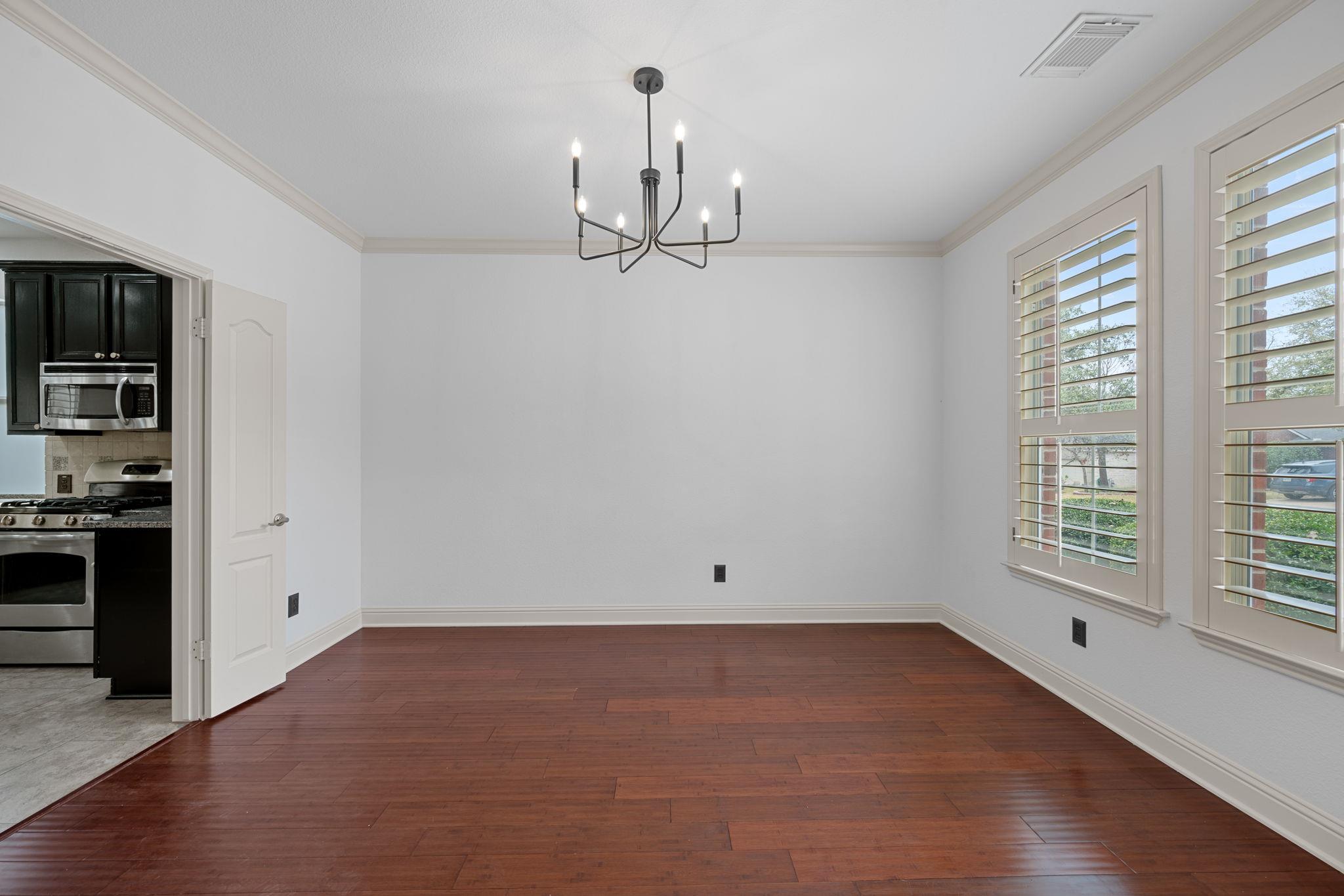 1907 Holly Hill Dr, Leander, TX 78641