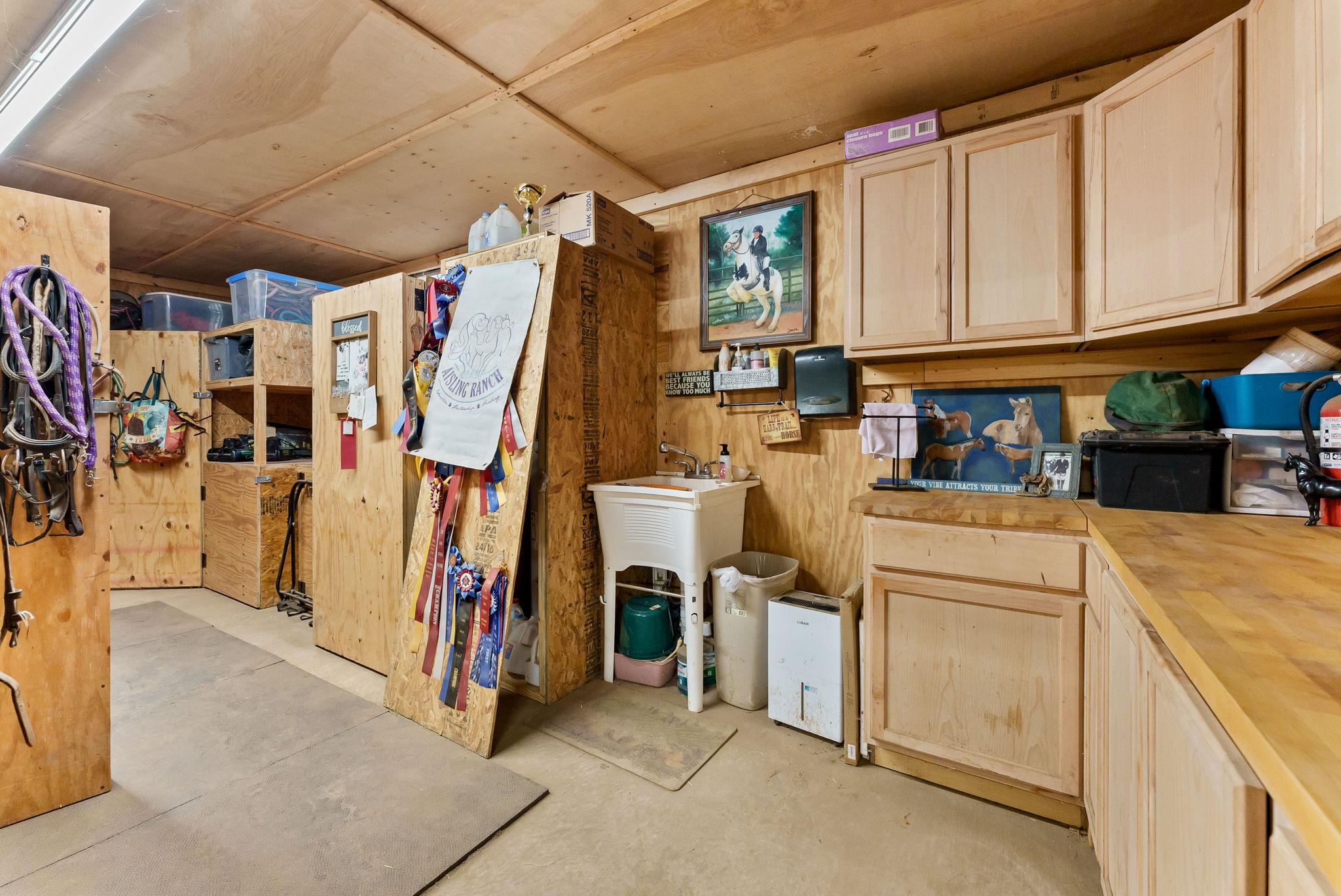 2700 Auction Barn Rd, Belton, TX 76513