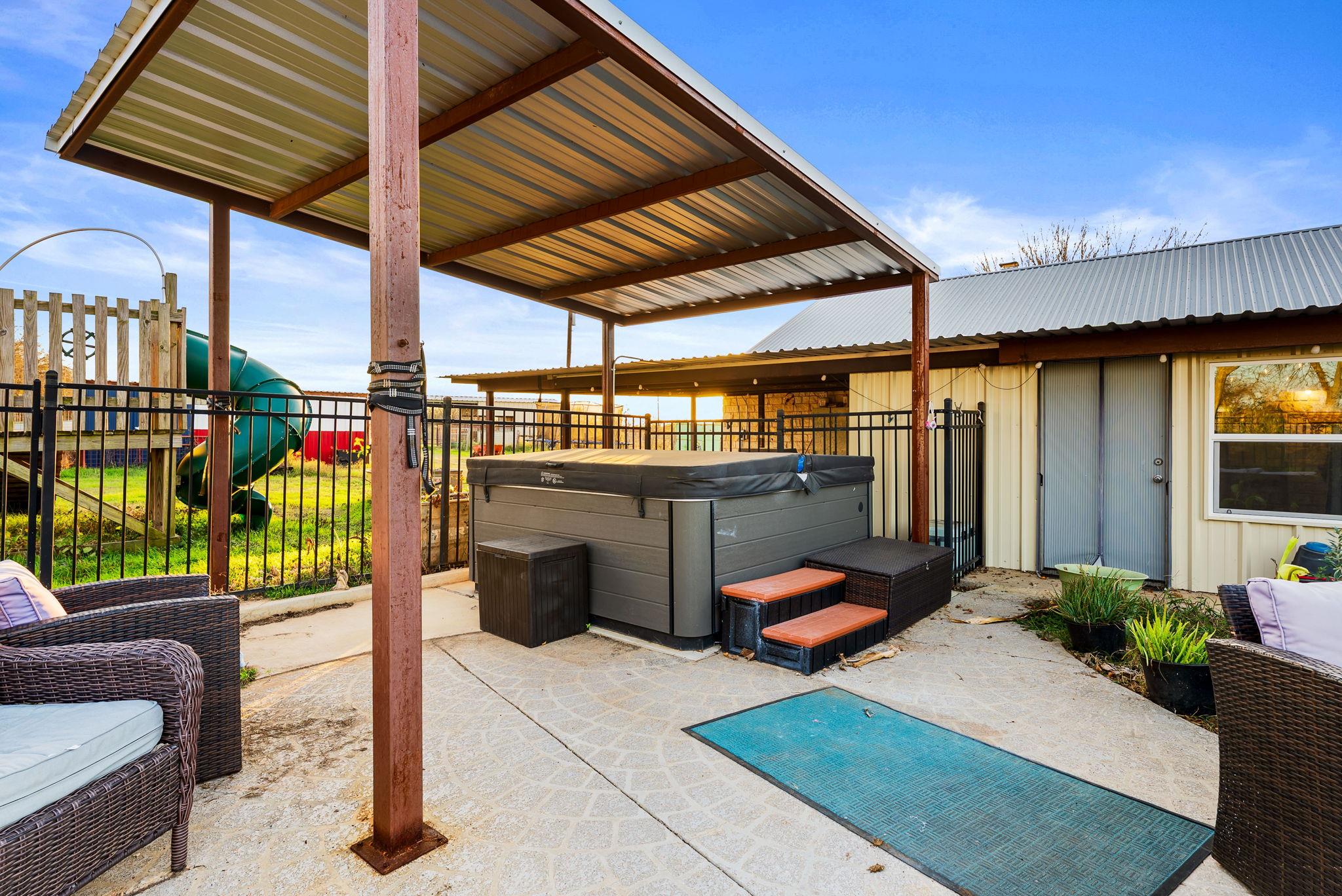 2700 Auction Barn Rd, Belton, TX 76513