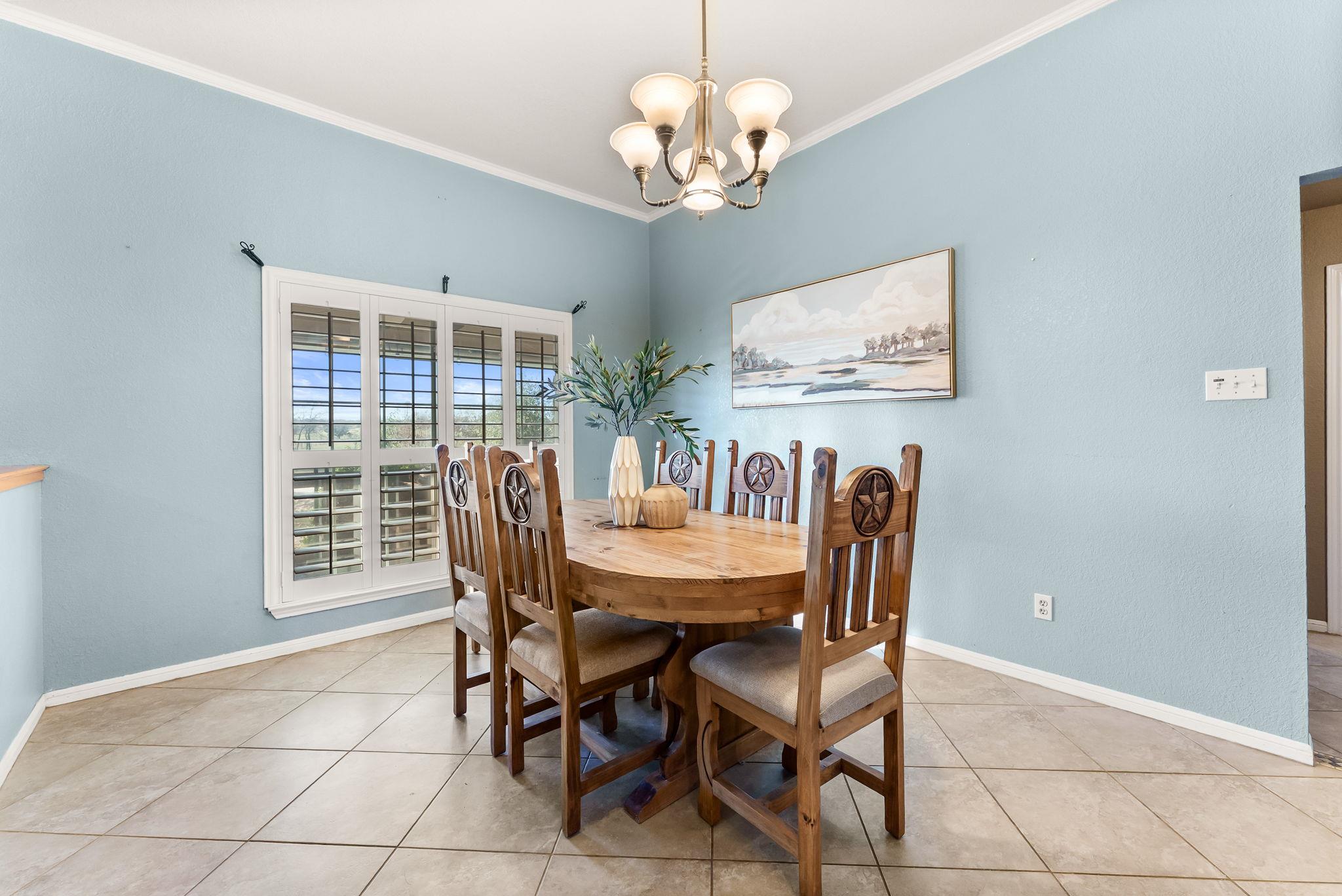 2700 Auction Barn Rd, Belton, TX 76513