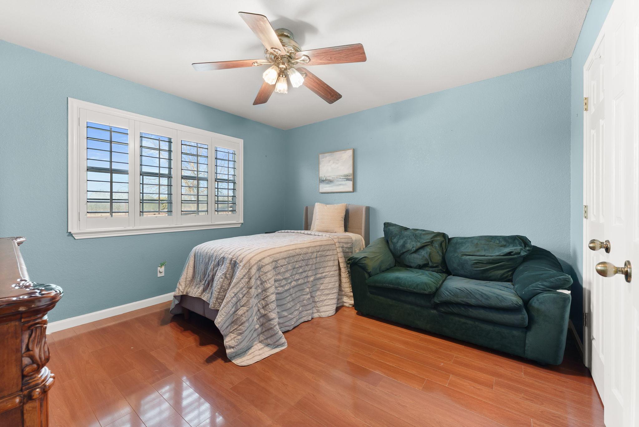 2700 Auction Barn Rd, Belton, TX 76513