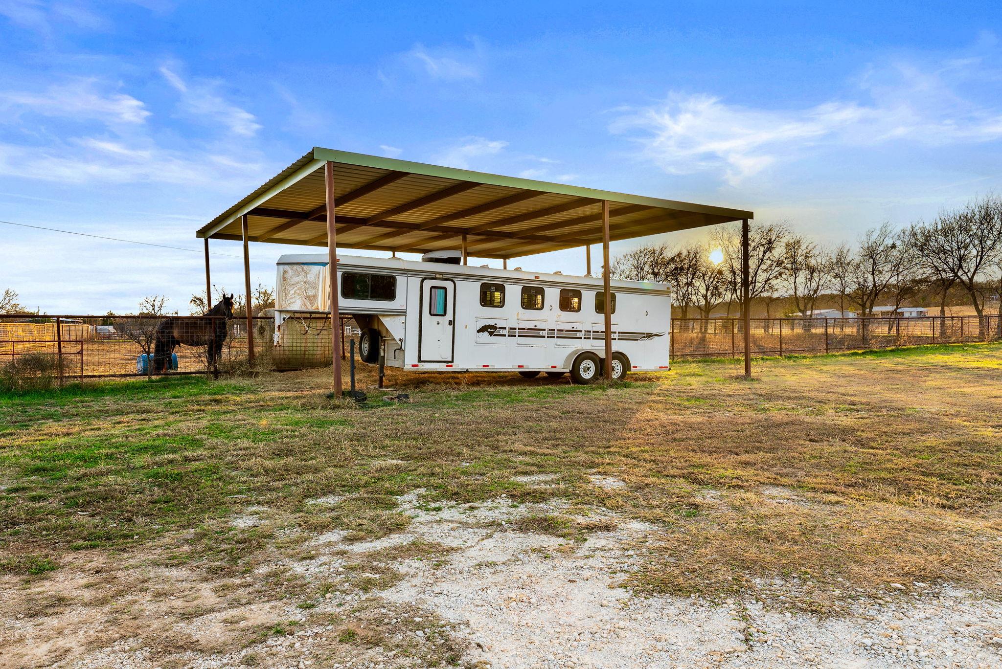 2700 Auction Barn Rd, Belton, TX 76513