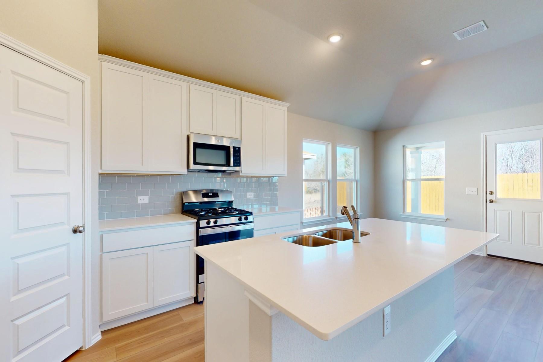 9201 Corvallis Dr, Austin, TX 78747