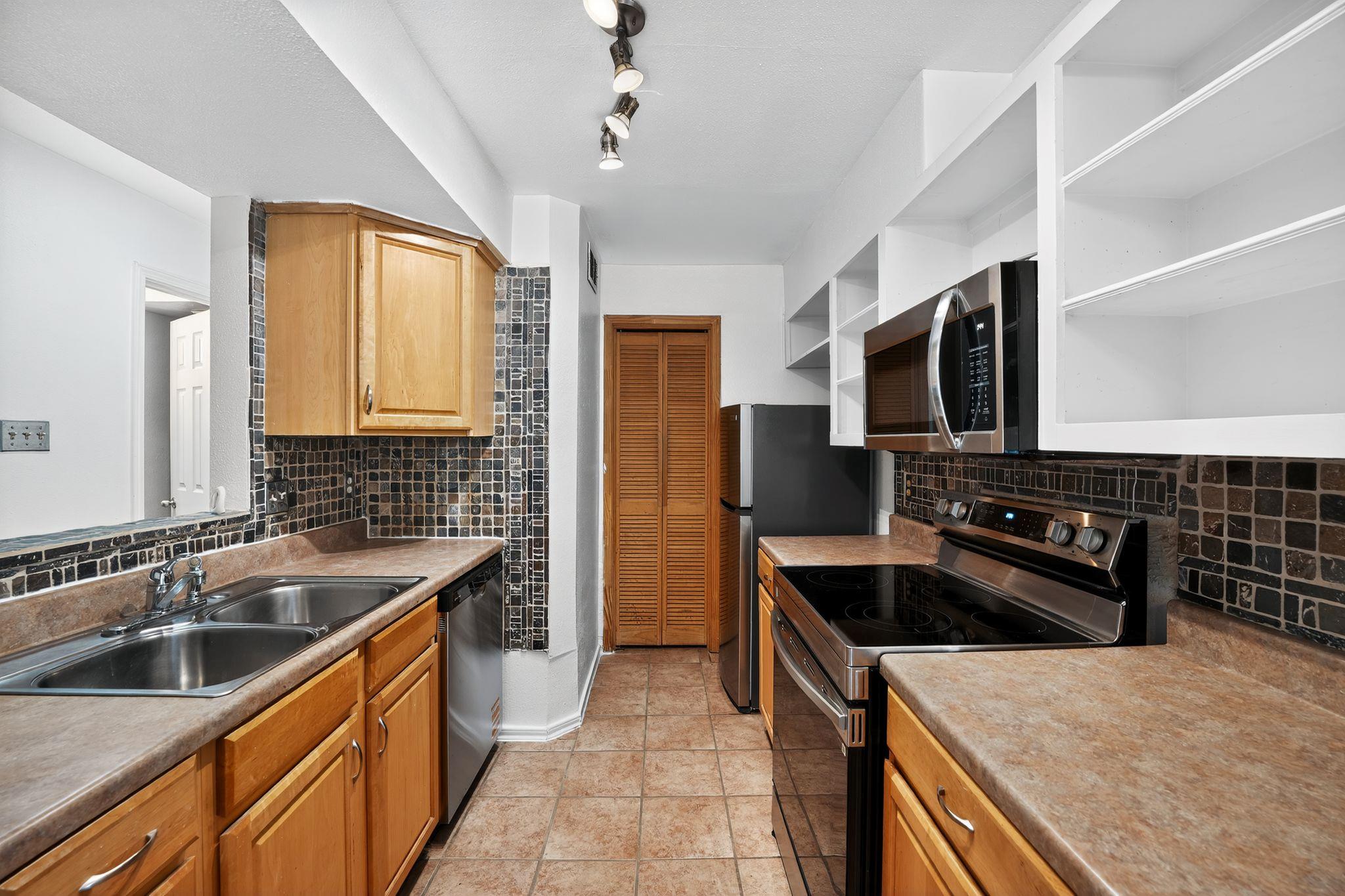 2906 West Ave # 9, Austin, TX 78705