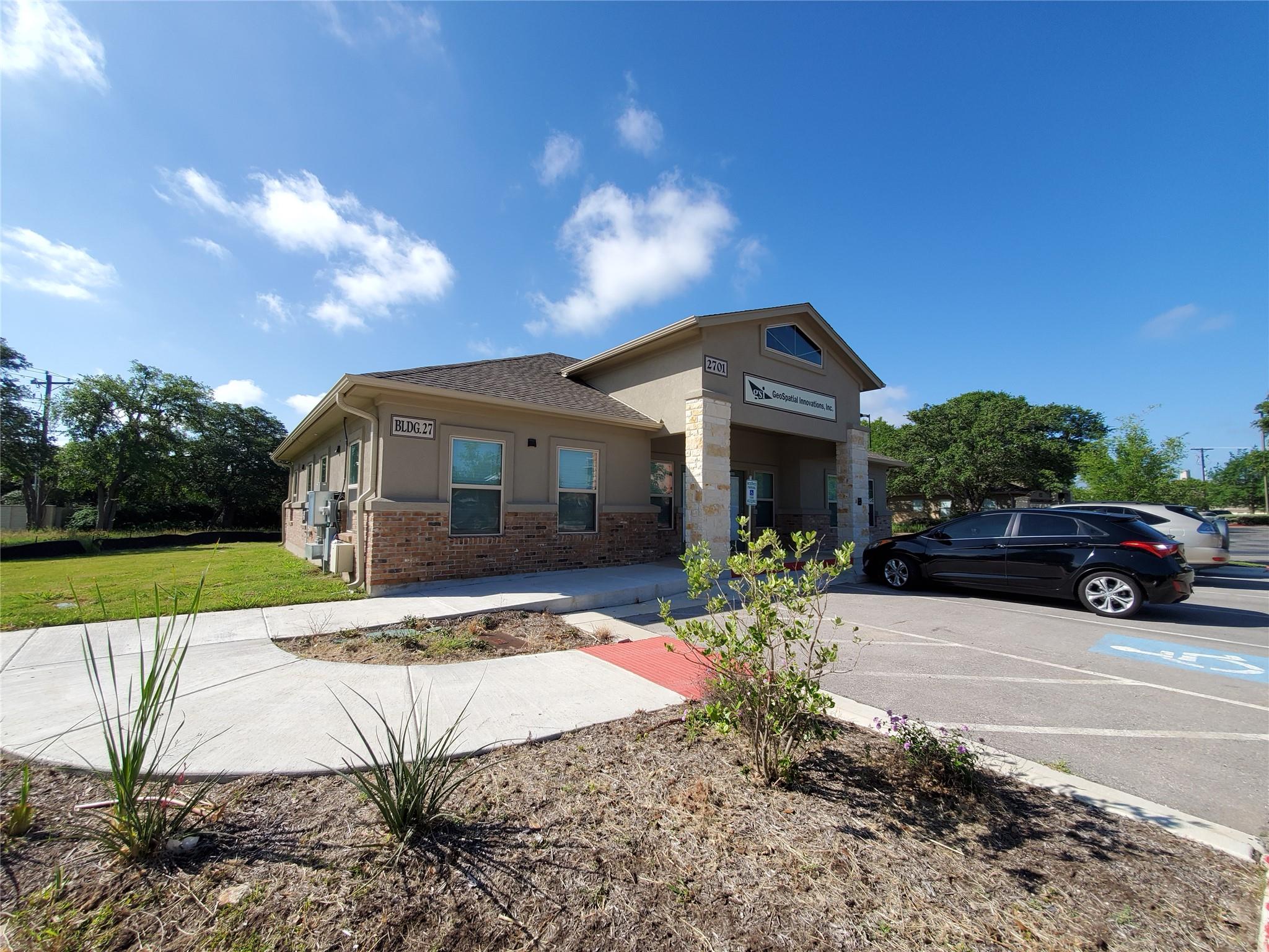 1464 E Whitestone Blvd # 2701-2702, Cedar Park, TX 78613