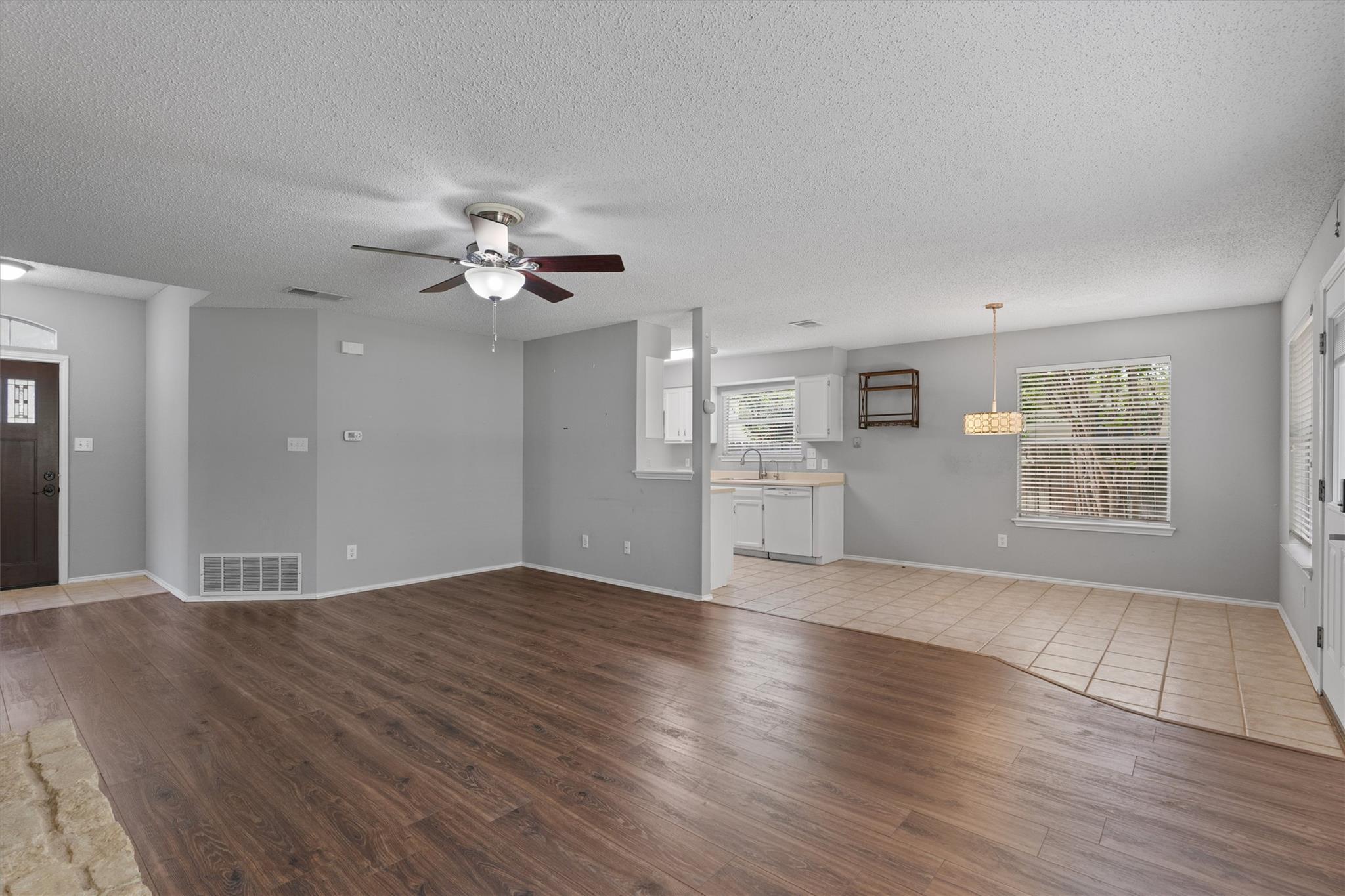 913 Dover Pass, Cedar Park, TX 78613