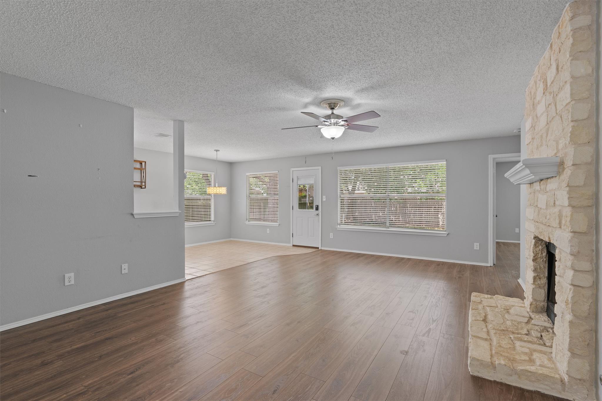 913 Dover Pass, Cedar Park, TX 78613