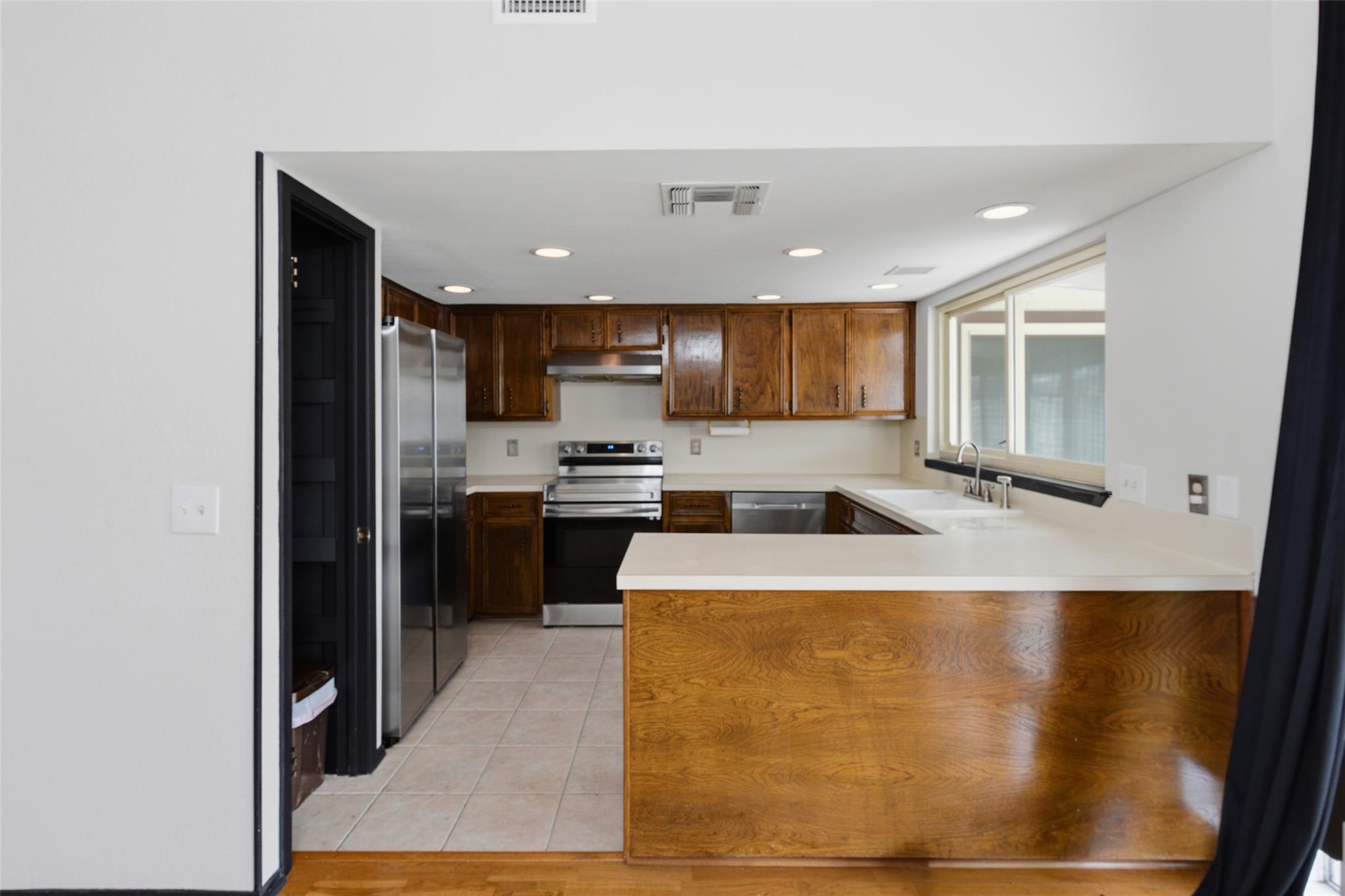 11602 Crosstimber Dr, Austin, TX 78750