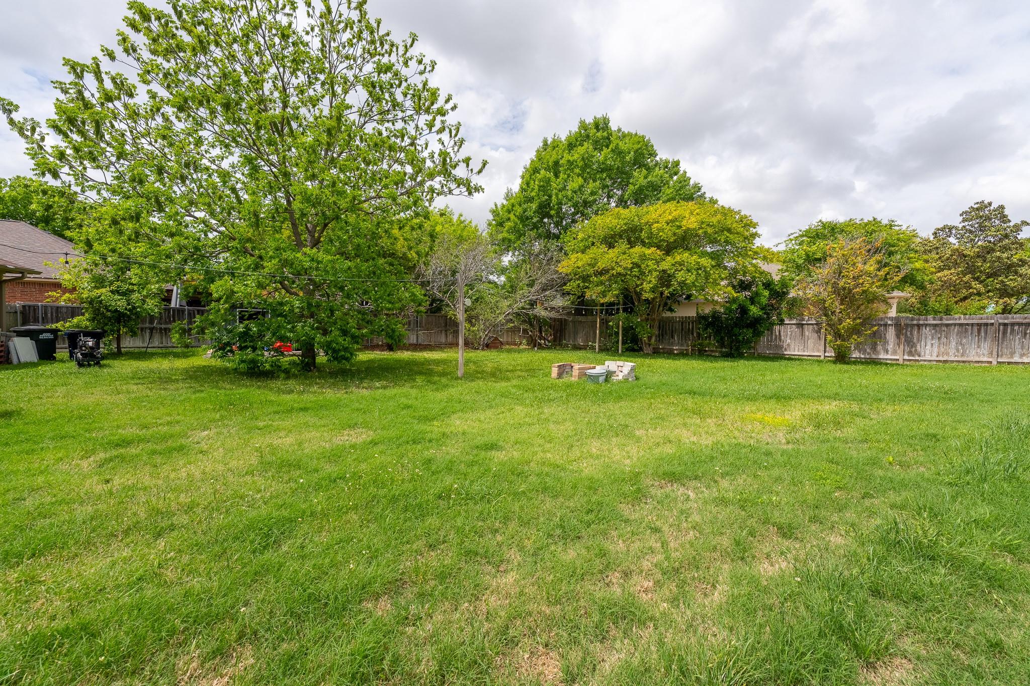 507 Hillsborough Cv, Leander, TX 78641