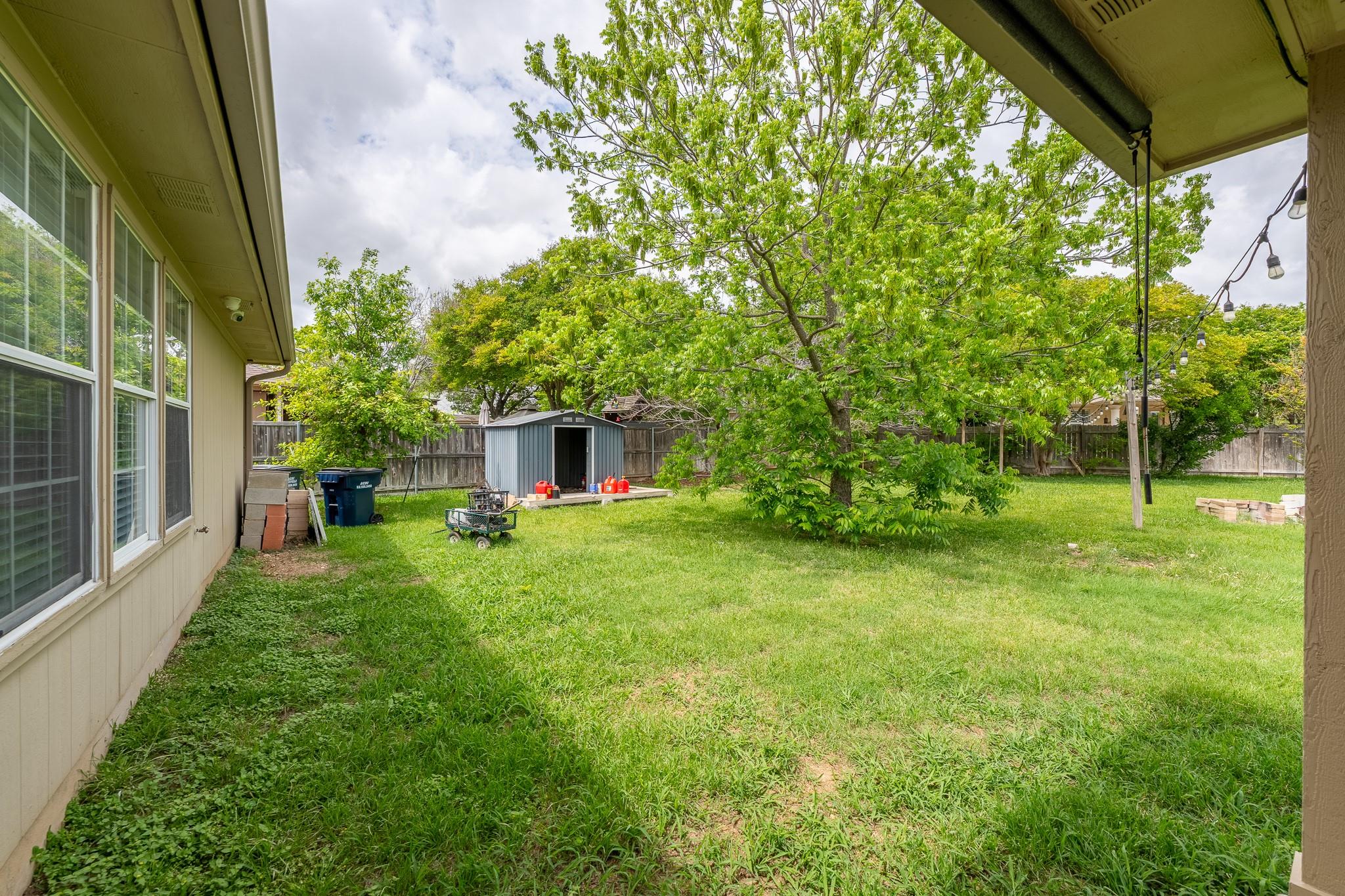 507 Hillsborough Cv, Leander, TX 78641