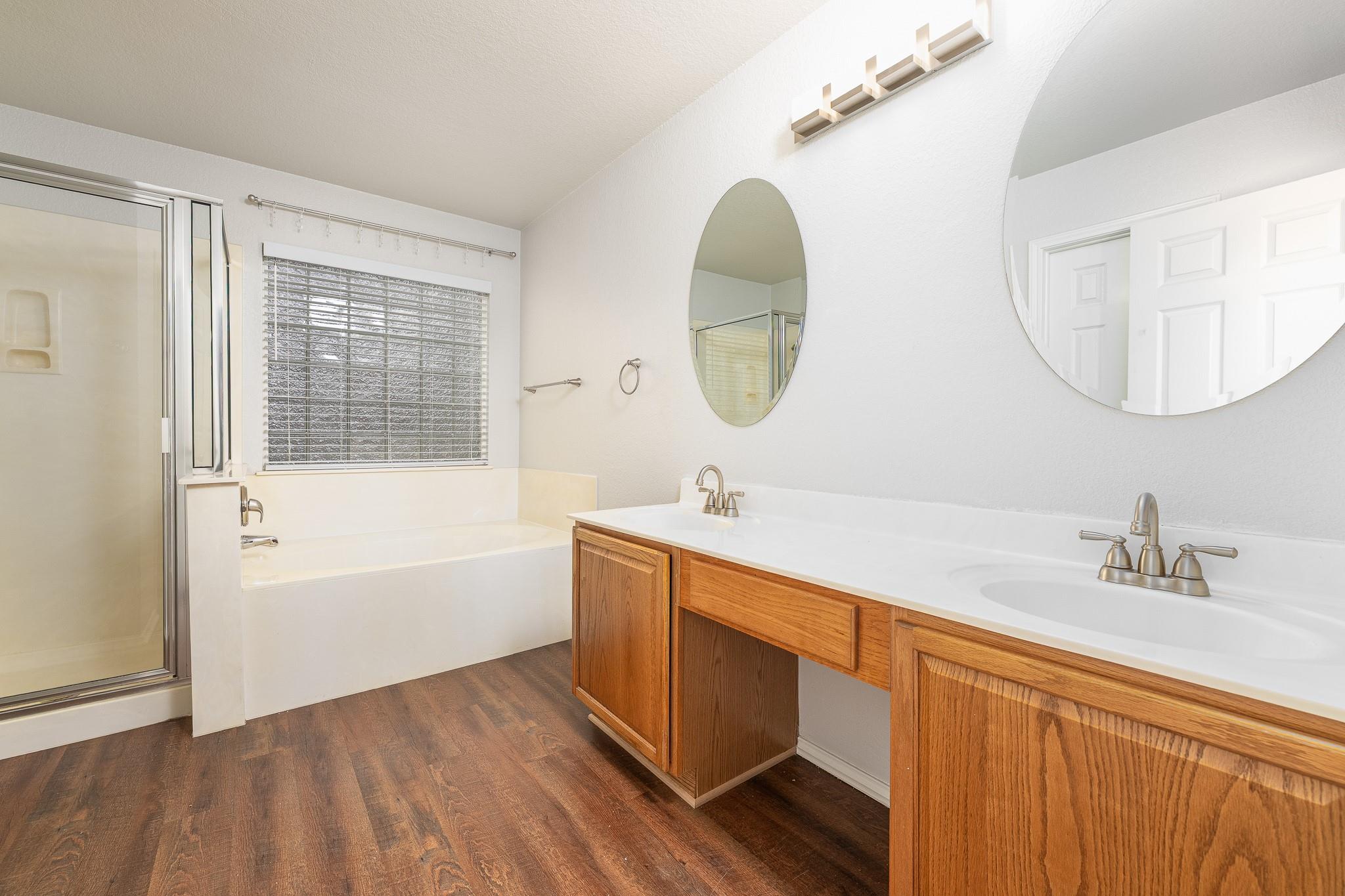 507 Hillsborough Cv, Leander, TX 78641