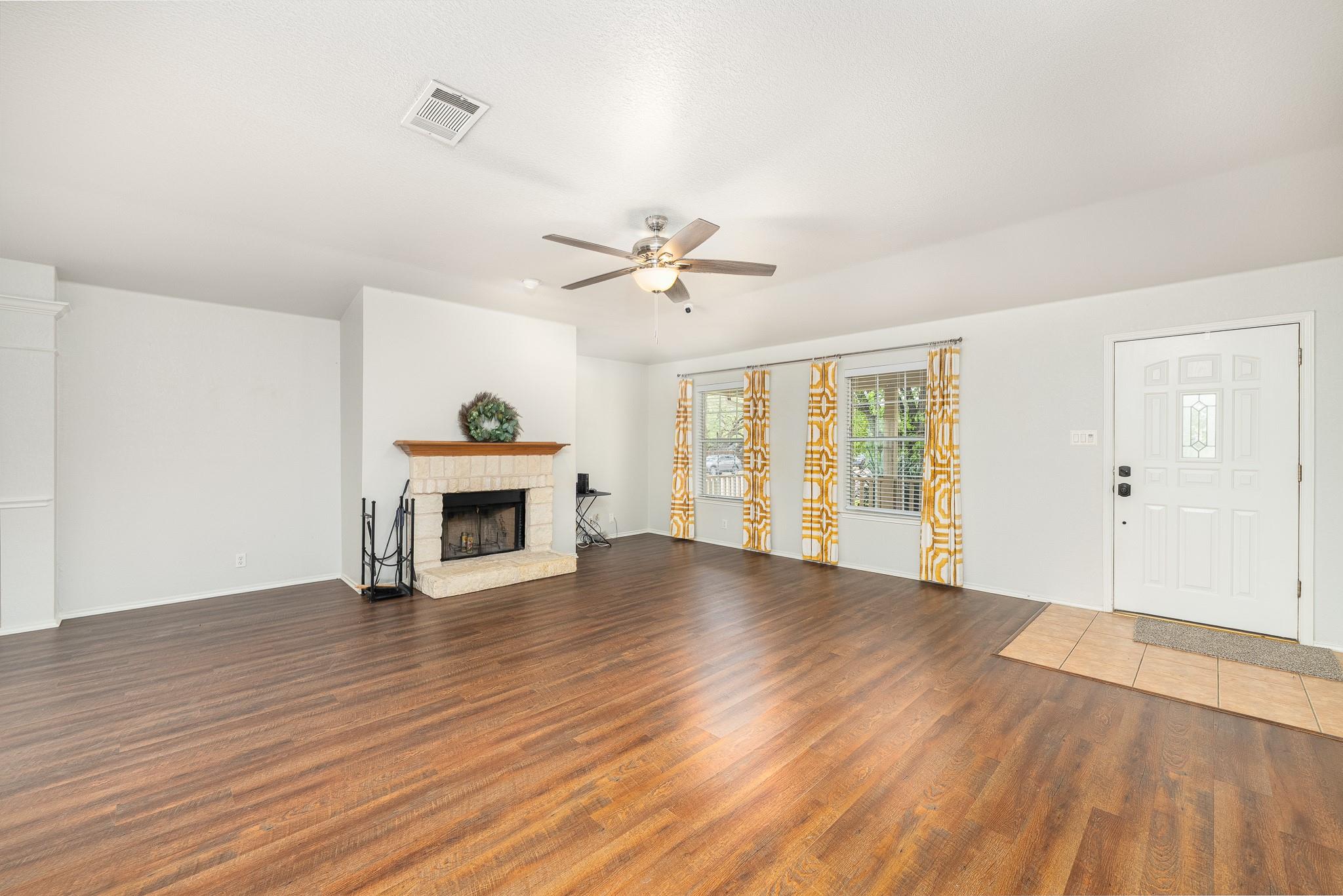 507 Hillsborough Cv, Leander, TX 78641