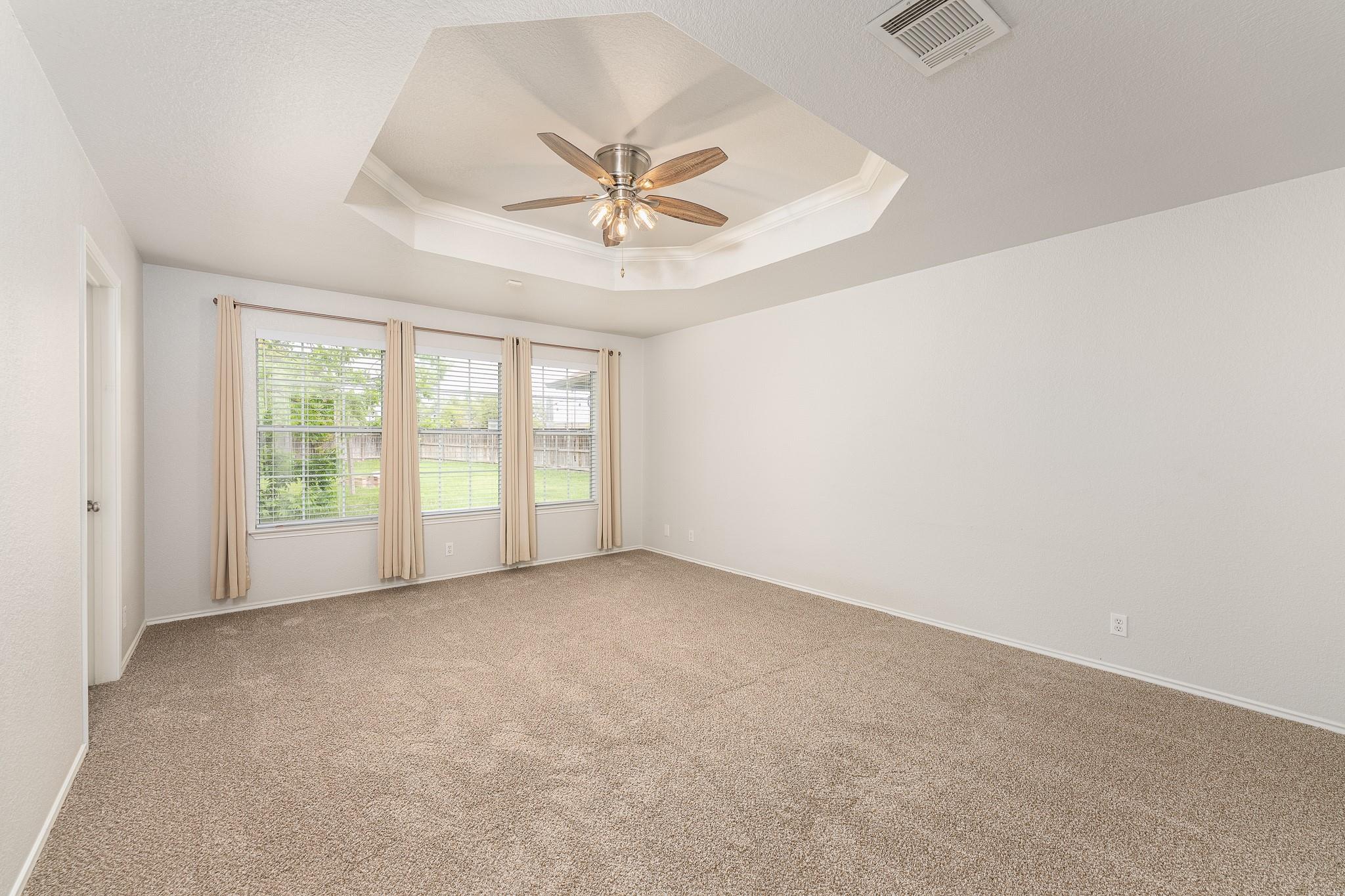 507 Hillsborough Cv, Leander, TX 78641