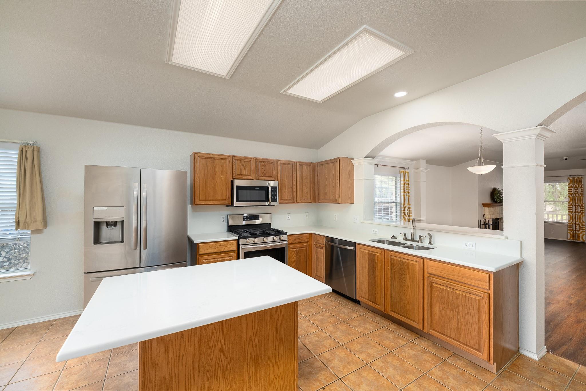 507 Hillsborough Cv, Leander, TX 78641