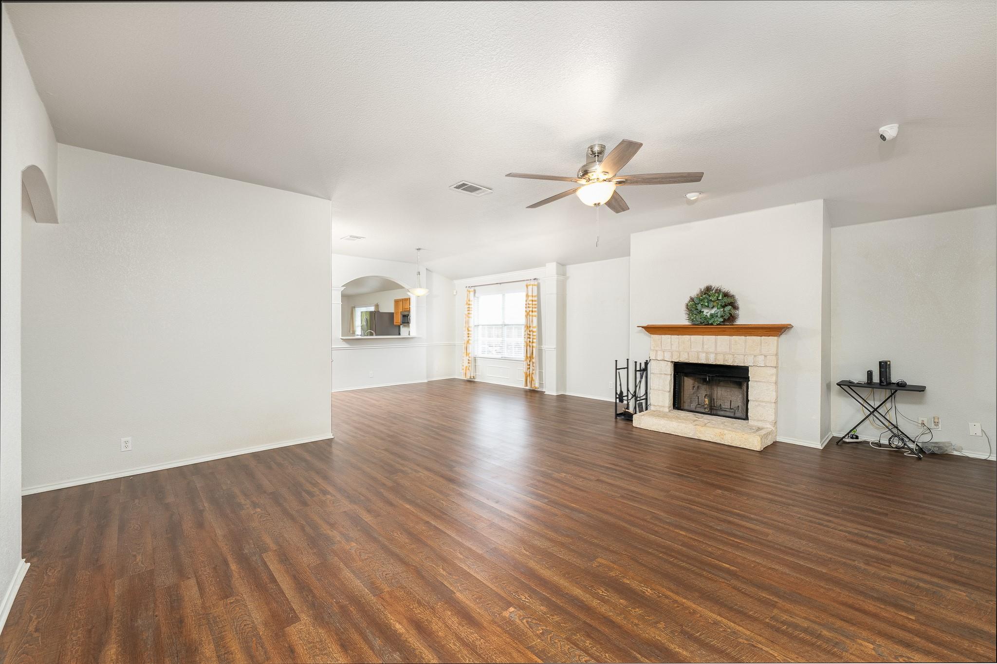 507 Hillsborough Cv, Leander, TX 78641