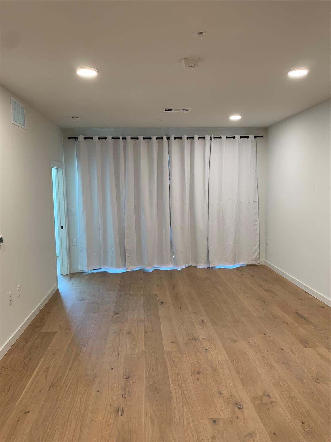 2209 S 1st St # 219, Austin, TX 78704