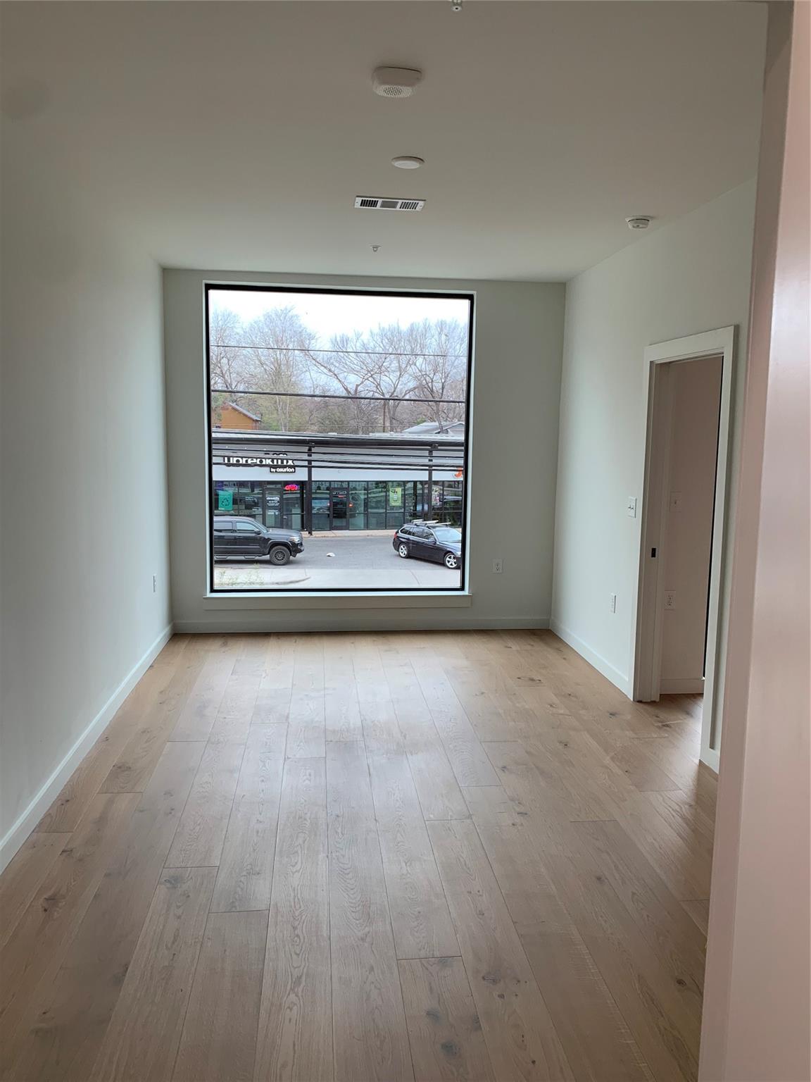 2209 S 1st St # 219, Austin, TX 78704