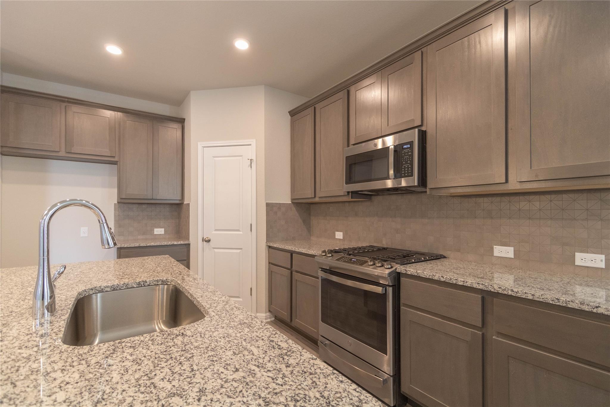 333 Toddy Way, Leander, TX 78641