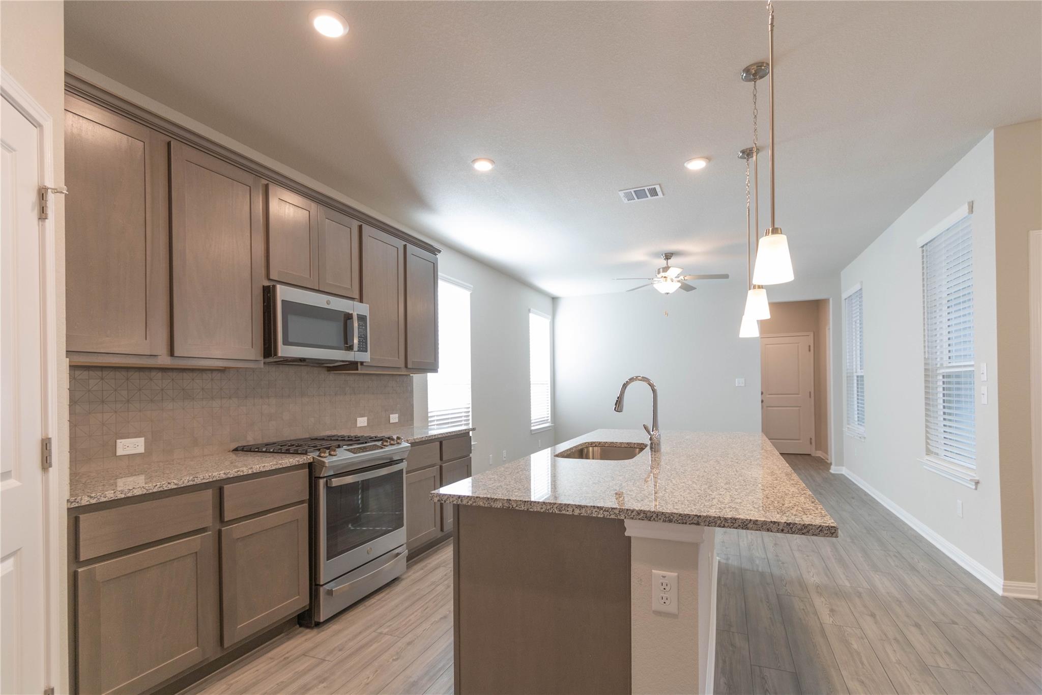 333 Toddy Way, Leander, TX 78641