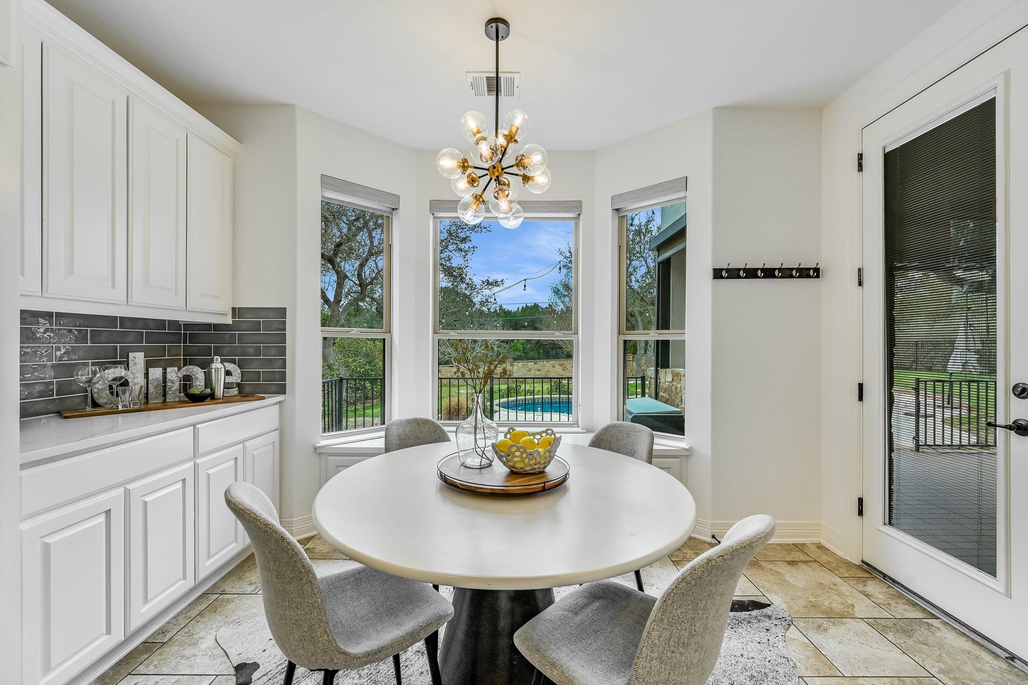 7609 Lazy River Cv, Austin, TX 78730