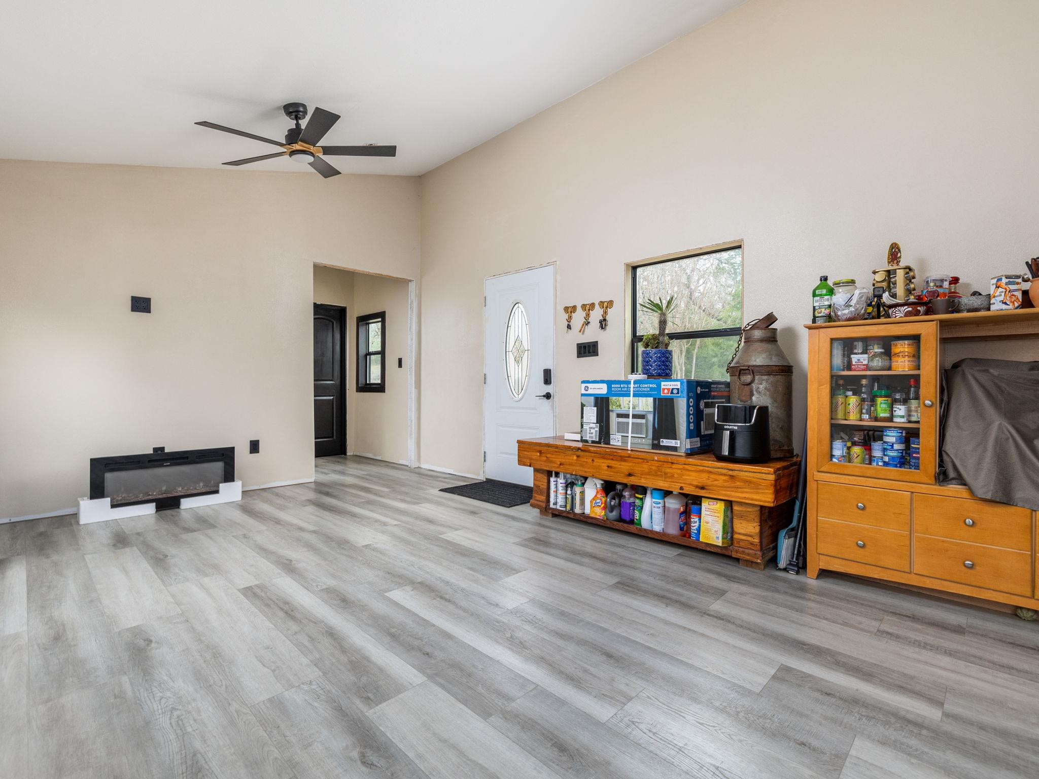 4001 County Rd 481, Thrall, TX 76578