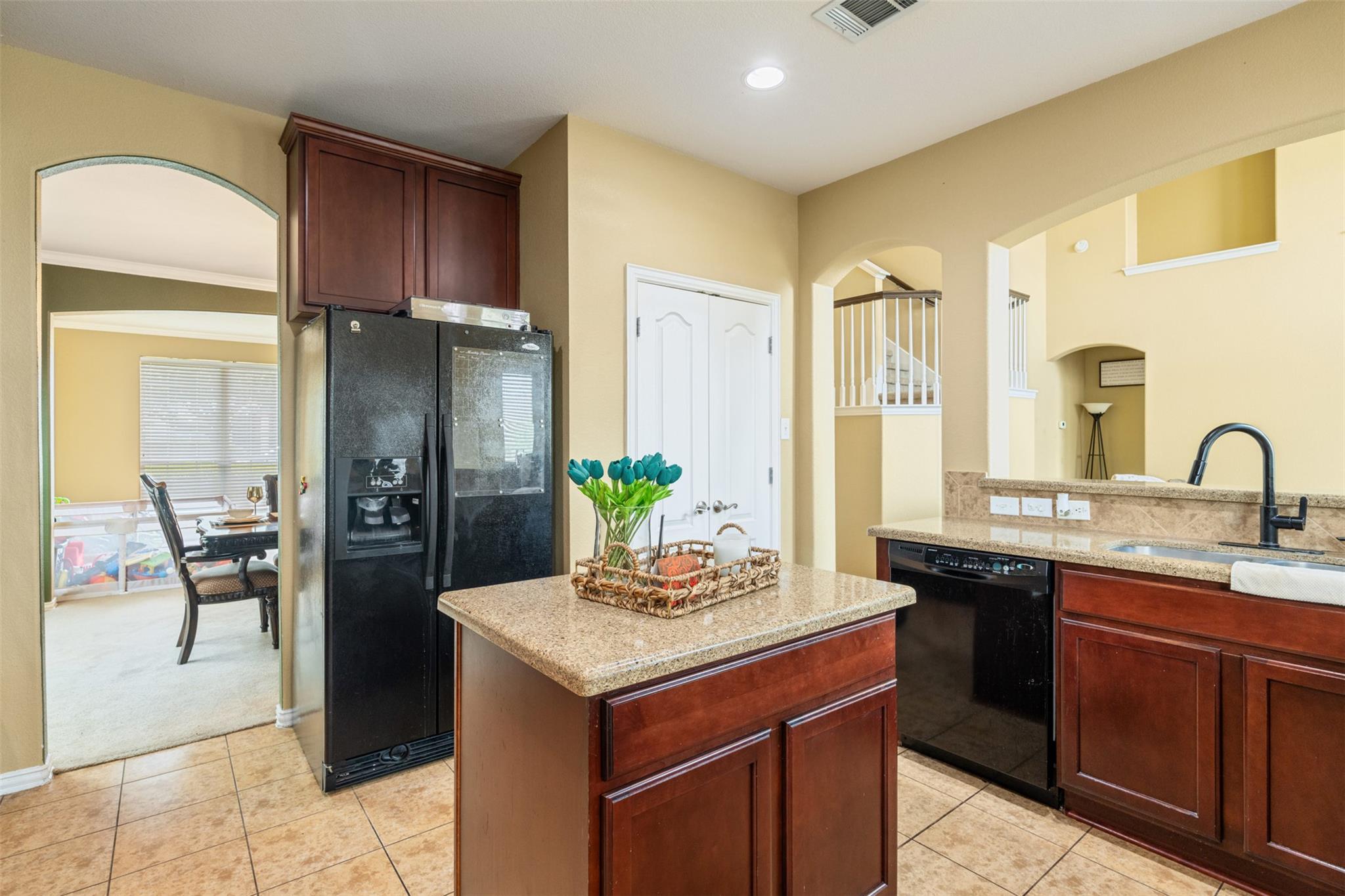 1002 Wallin Farms Cv, Hutto, TX 78634