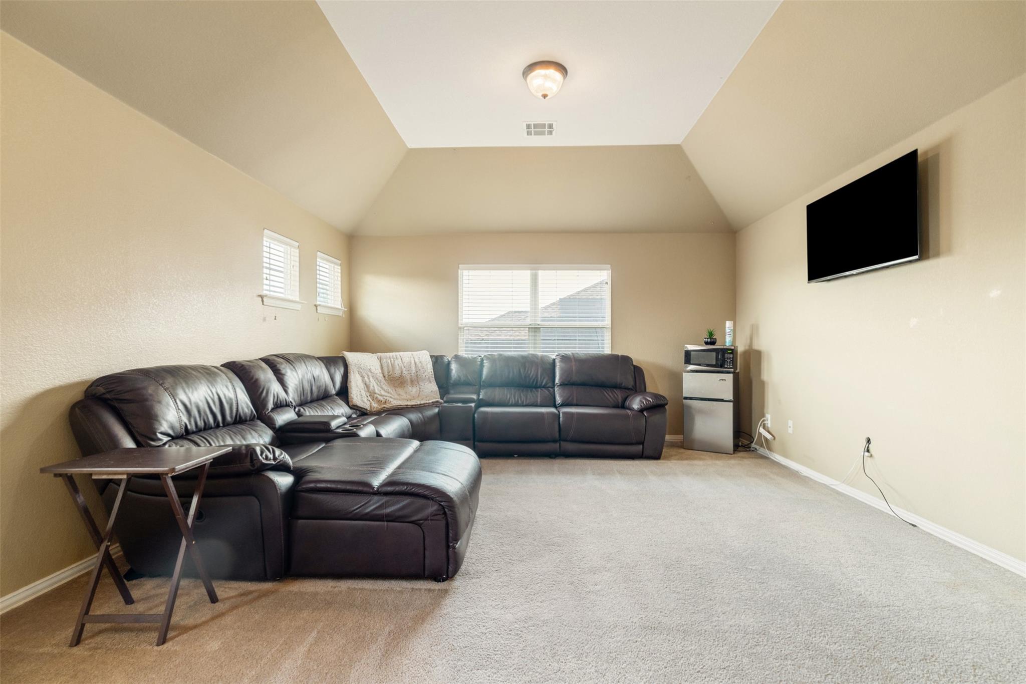 1002 Wallin Farms Cv, Hutto, TX 78634