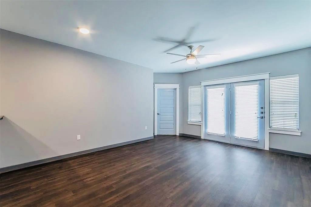 200 Maple Ln # 1302, Elgin, TX 78621