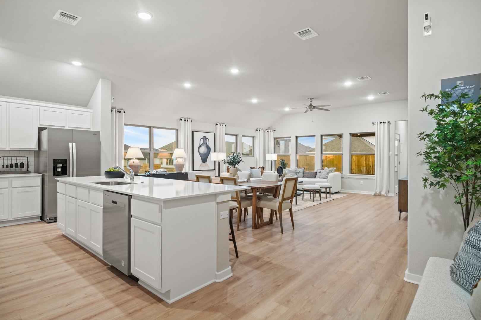 154 Tolo Dr, Elgin, TX 78621